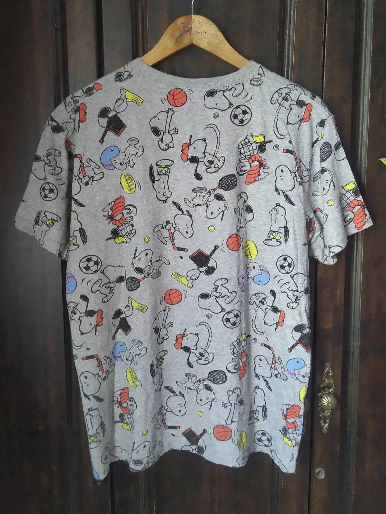 Cartoon Network VINTAGE Peanuts Snoopy All Over Print (AOP) Sports T-Shirt Size US XL / EU 56 / 4 - 2 Thumbnail