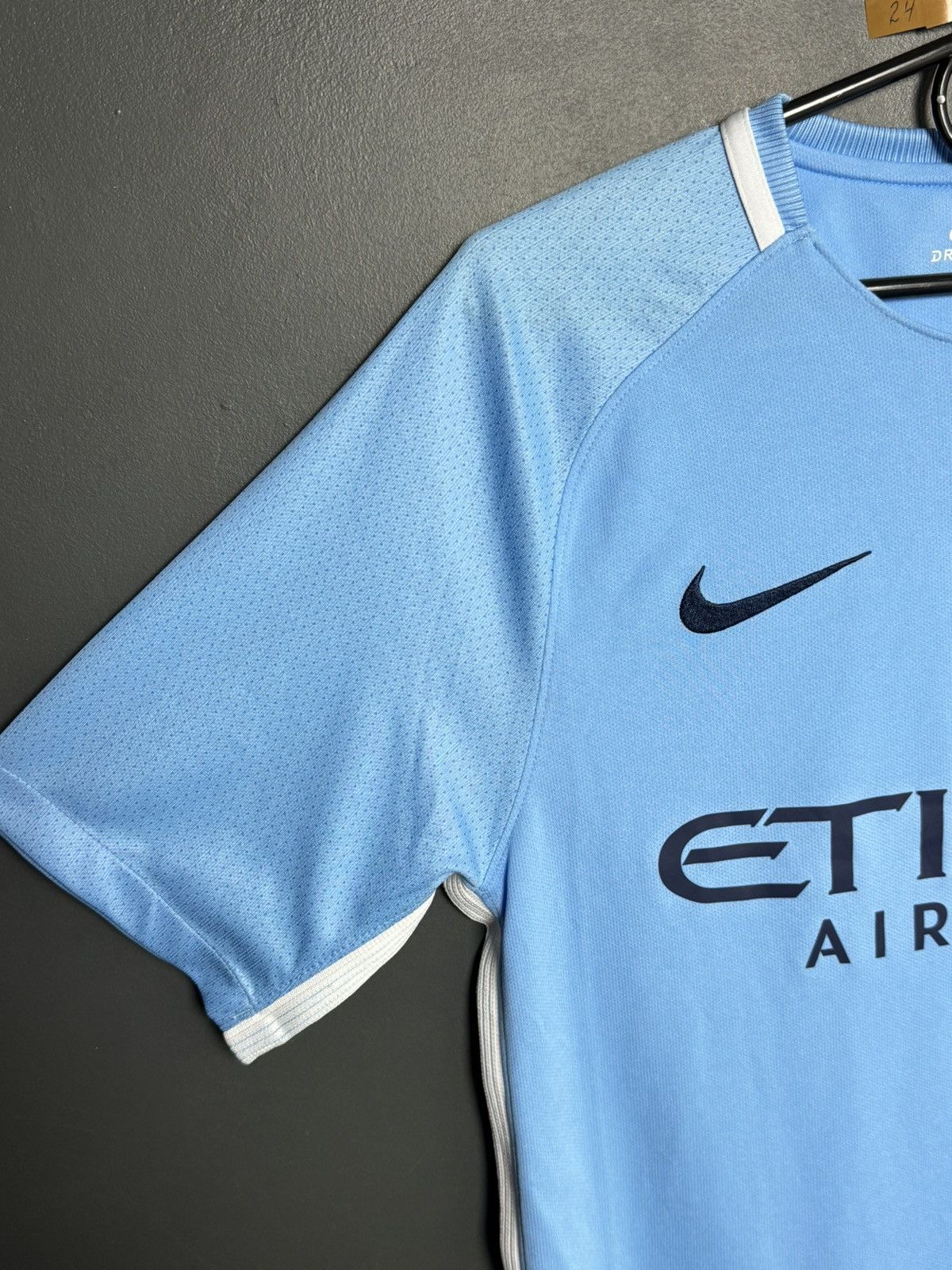 Nike Manchester City 17/18 Home Football Jersey Size US S / EU 44-46 / 1 - 5 Thumbnail