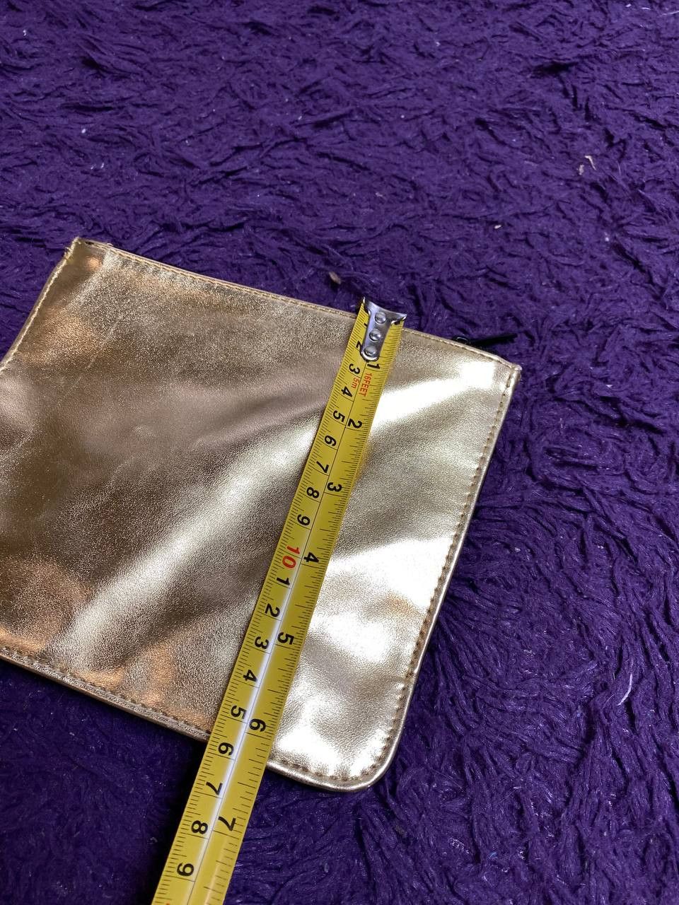 Yves Saint Laurent Yves Saint Laurent YSL Faux Leather Makeup Bag Size ONE SIZE - 11 Thumbnail