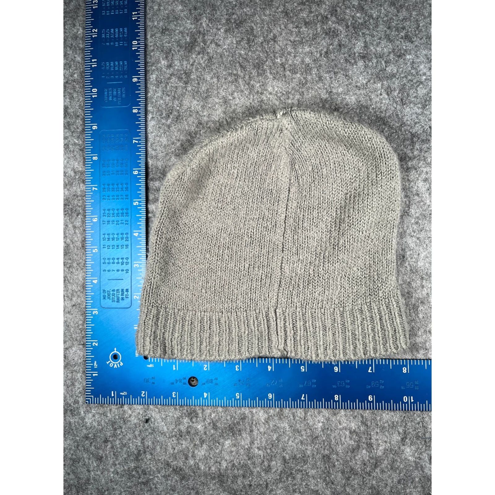 Vintage Beanie Toque Adult One Size Gray Knit 100% Acrylic Snow Ski Winter Size ONE SIZE - 3 Thumbnail