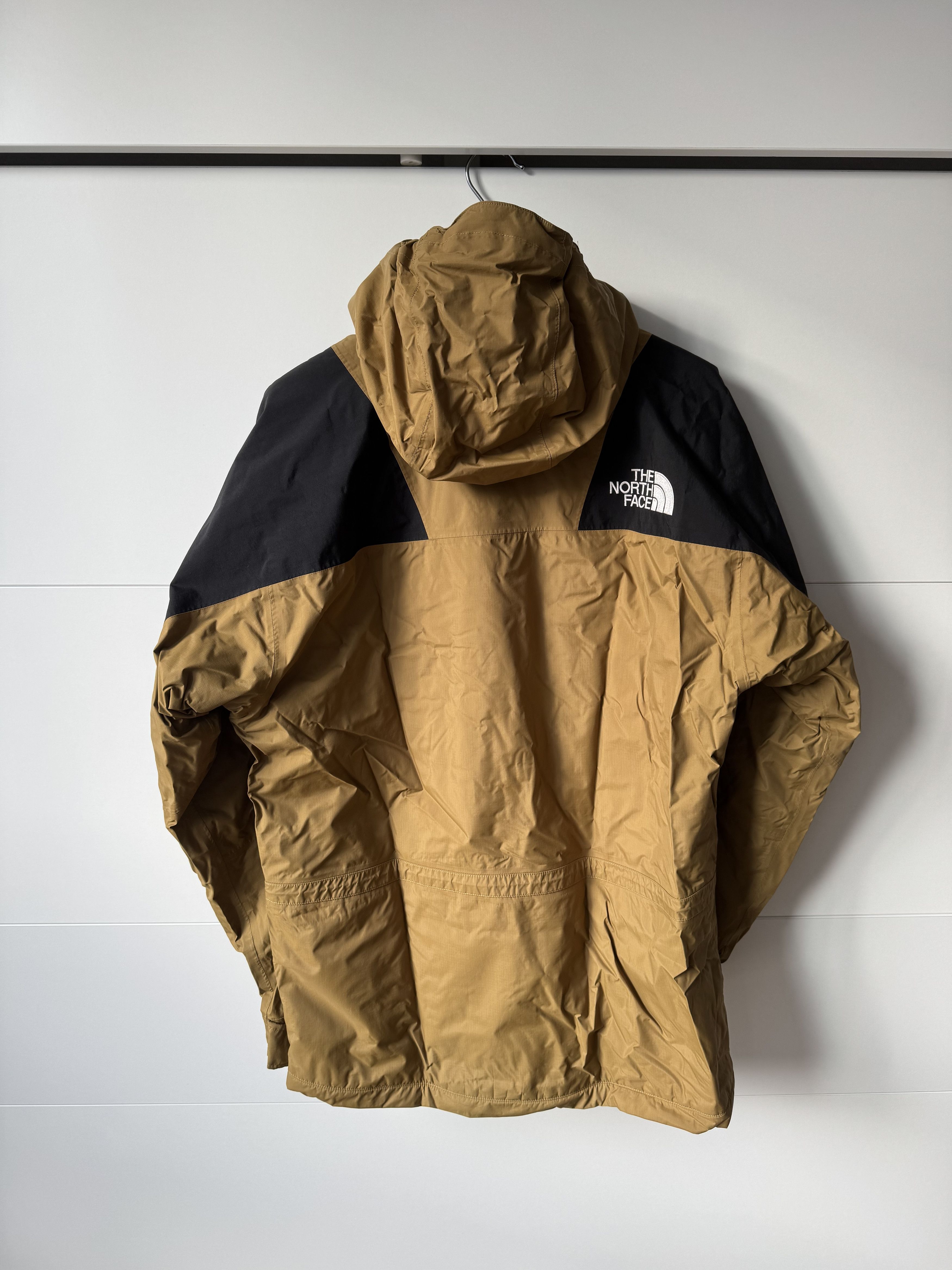 The North Face [M] The North Face Dryvent Mountain Jacket (FW19) Size US M / EU 48-50 / 2 - 5 Thumbnail