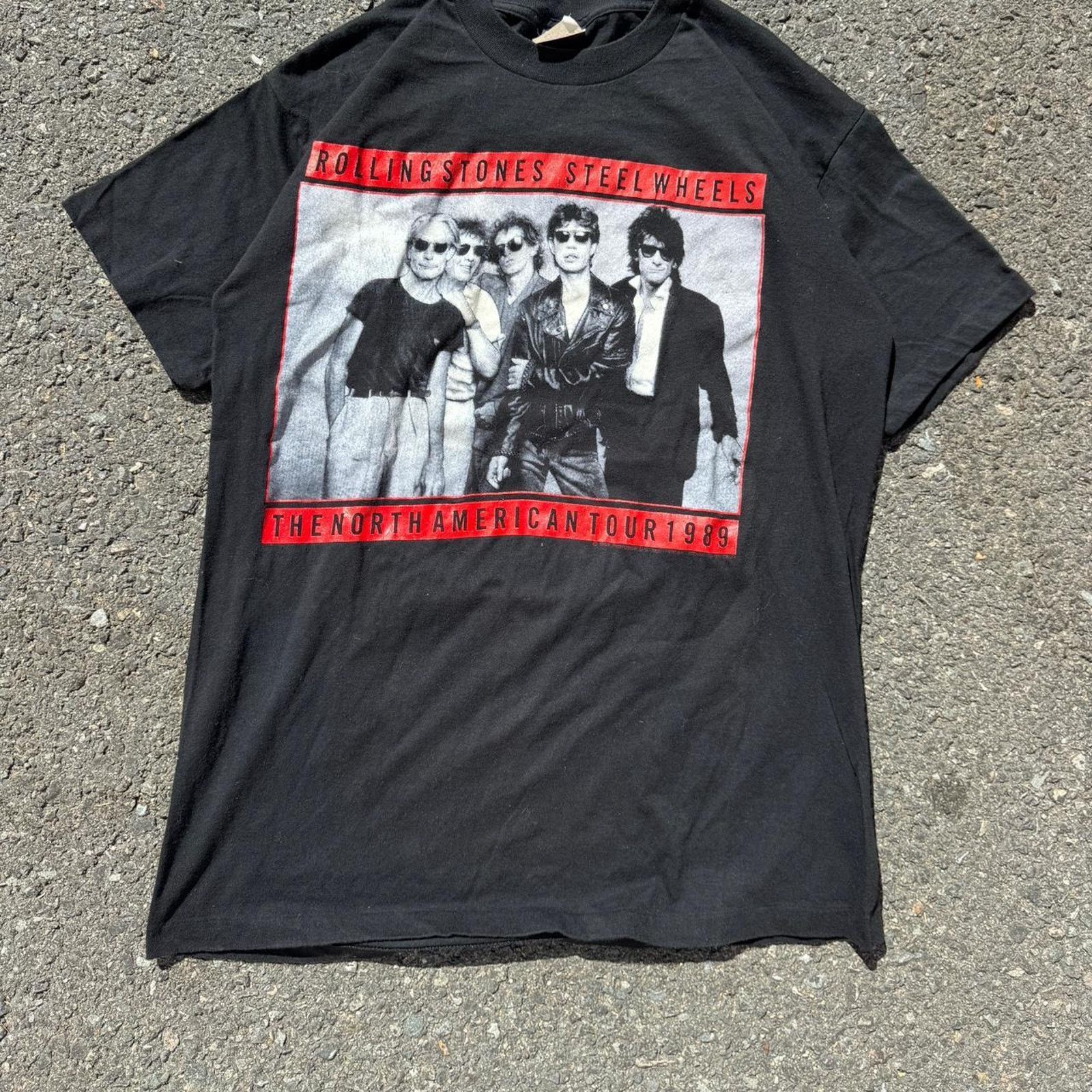 Vintage Vtg Rolling Stones North American Tour 1989 T-Shirt Size XL Size US XL / EU 56 / 4 - 1 Thumbnail