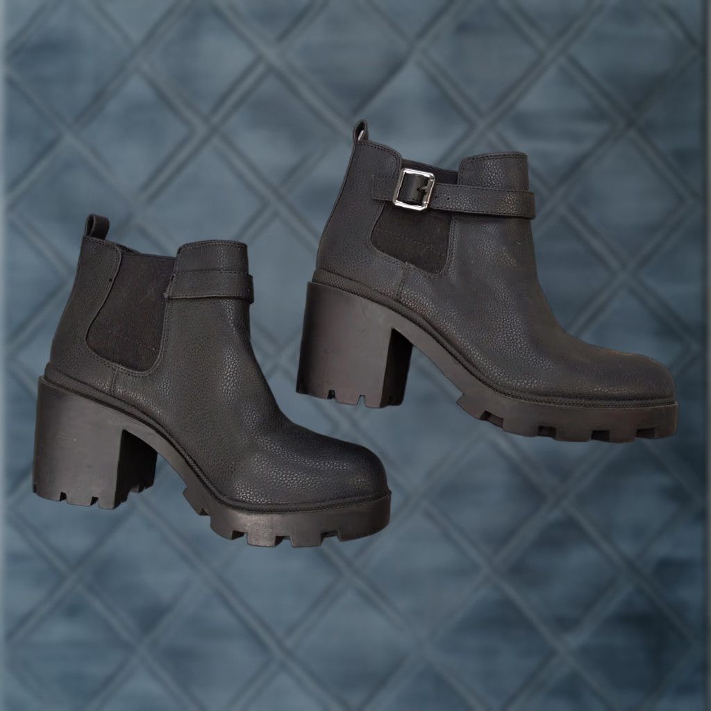 Vintage Mix No. 6 Boots Womens 9 Black Chelsea Lug Sole Ankle Buckle Block Heel Casual Winter Shoes Size US 9 / IT 39 - 1 Thumbnail