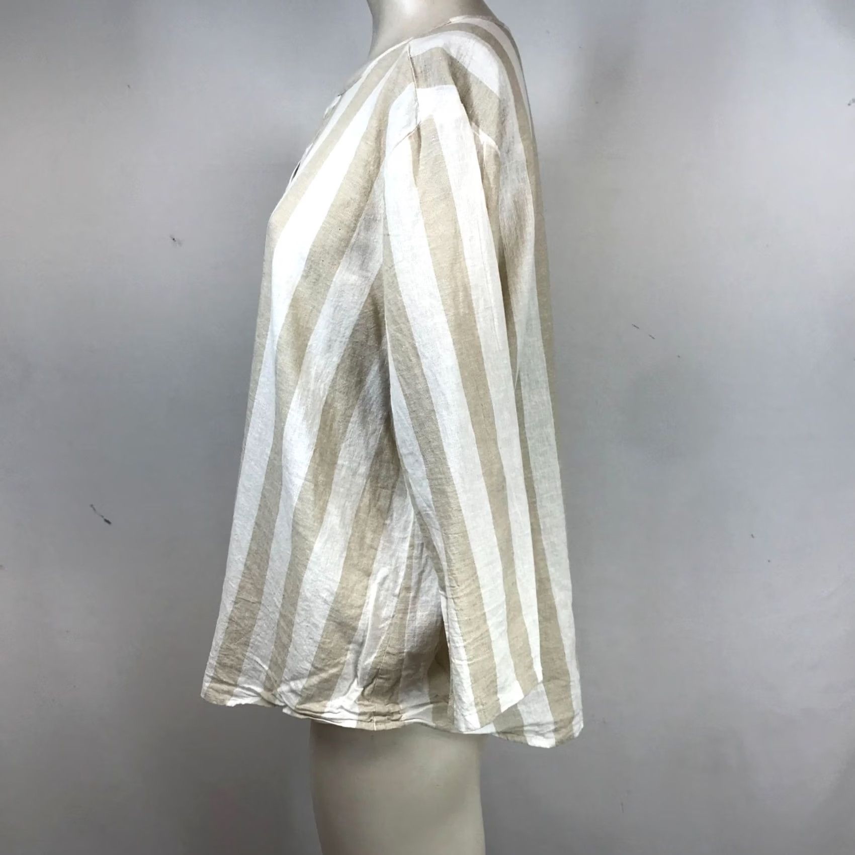 Van Heusen VAN HEUSEN WOMEN'S XL TAN/WHITE STRIPE 3/4 SLEEVE V NECK LINEN BLEND TOP Size XL / US 12-14 / IT 48-50 - 6 Thumbnail