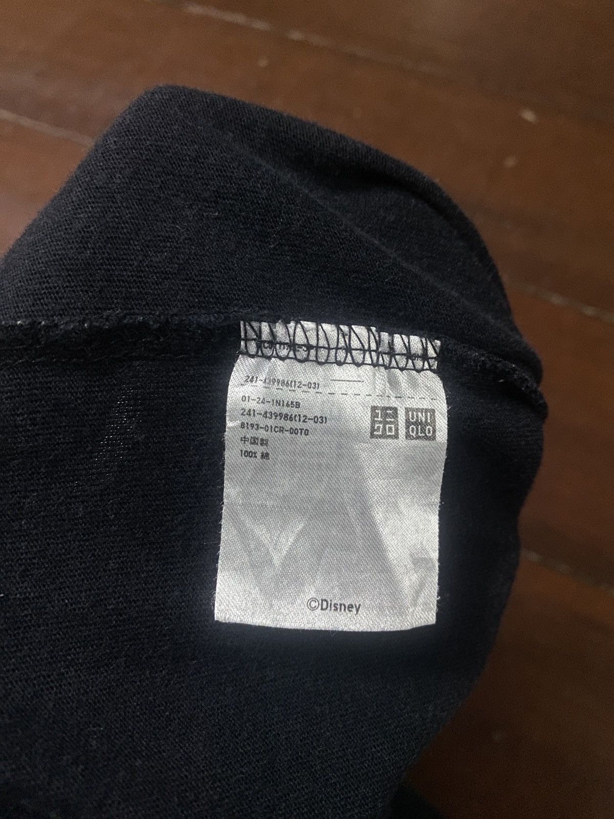 Disney Mickey Mouse Yuni Yoshida Disney Art Uniqlo tee sun faded Size US S / EU 44-46 / 1 - 9 Thumbnail
