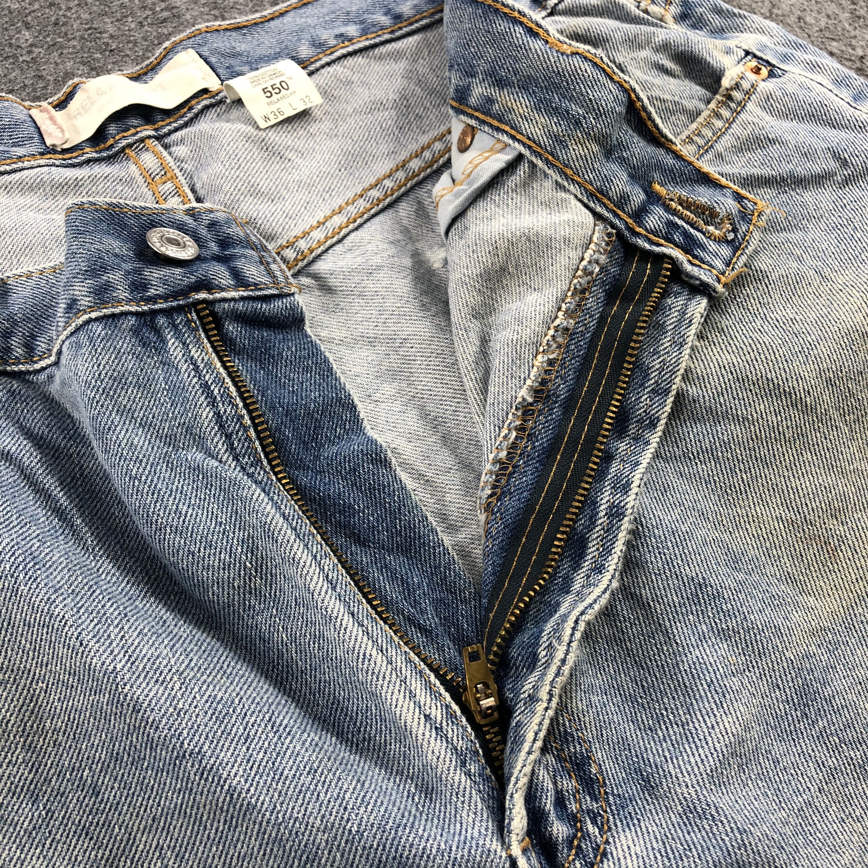 Levi's × Vintage Vintage Levis Jeans Lot 550-JM799 Size US 36 / EU 52 - 7 Thumbnail
