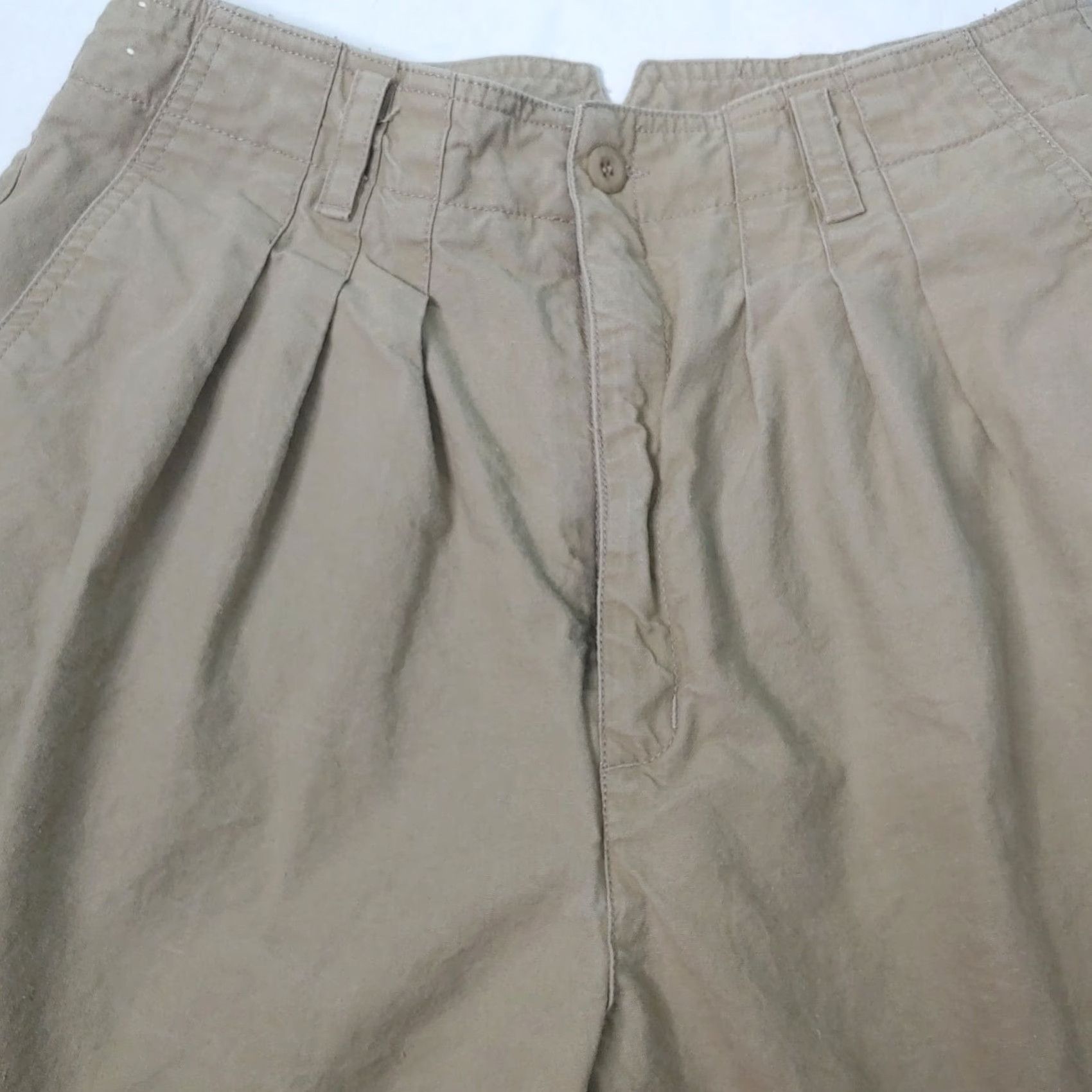 Vintage VINTAGE LL Bean Bermuda Shirt Womens 16 28" Tan Pleated 90s Hiking EUC Slim Knit 100% Cotton with Pockets Be neemt? Size 38" / US 16 / IT 52 - 8 Thumbnail