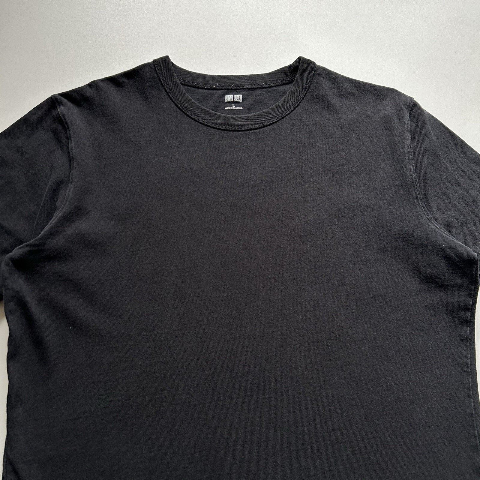 Uniqlo × Vintage Vintage Sun Faded Black T-Shirt Size Large Y2K Uniqlo Rare Size US L / EU 52-54 / 3 - 2 Thumbnail