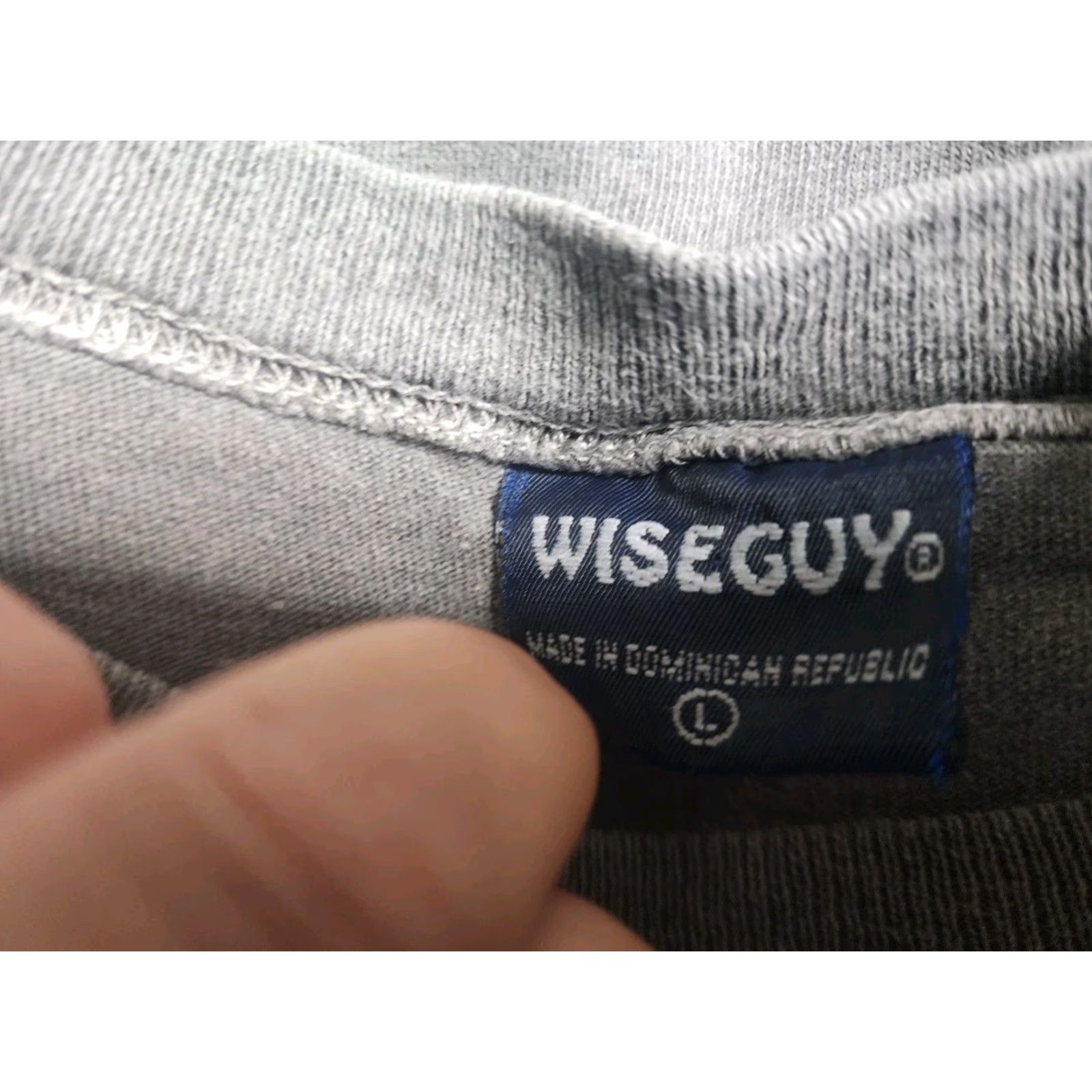 Vintage VINTAGE Wiseguys T-Shirt Mens L Gray Embroidered Sleeveless St Marteen Travel Souvenir Crew Neck Graphic Print Logo 90s? Size US L / EU 52-54 / 3 - 5 Thumbnail