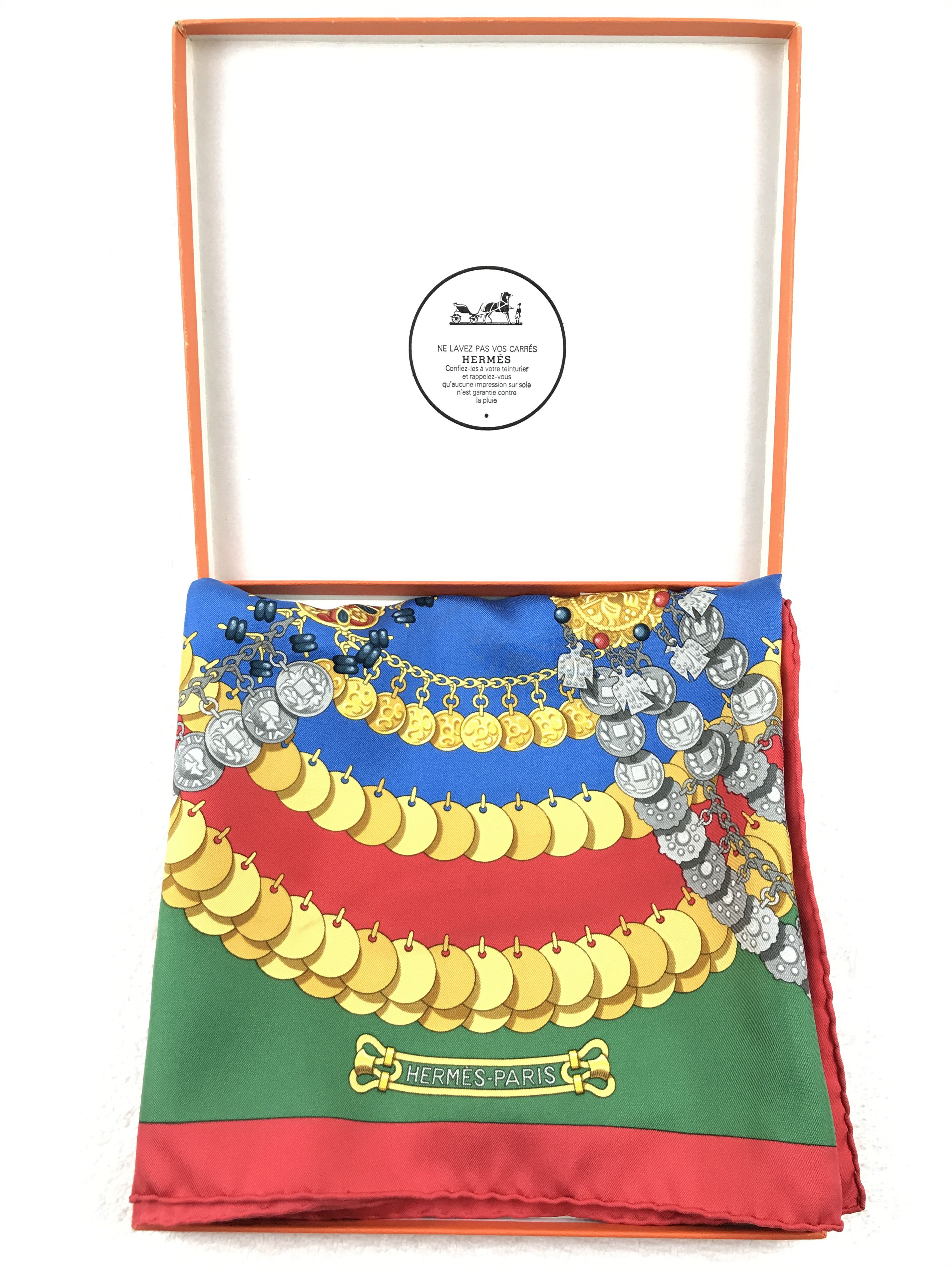 Hermes × Vintage Vintage Hermes Silk Scarf With Box Size ONE SIZE - 1 Thumbnail