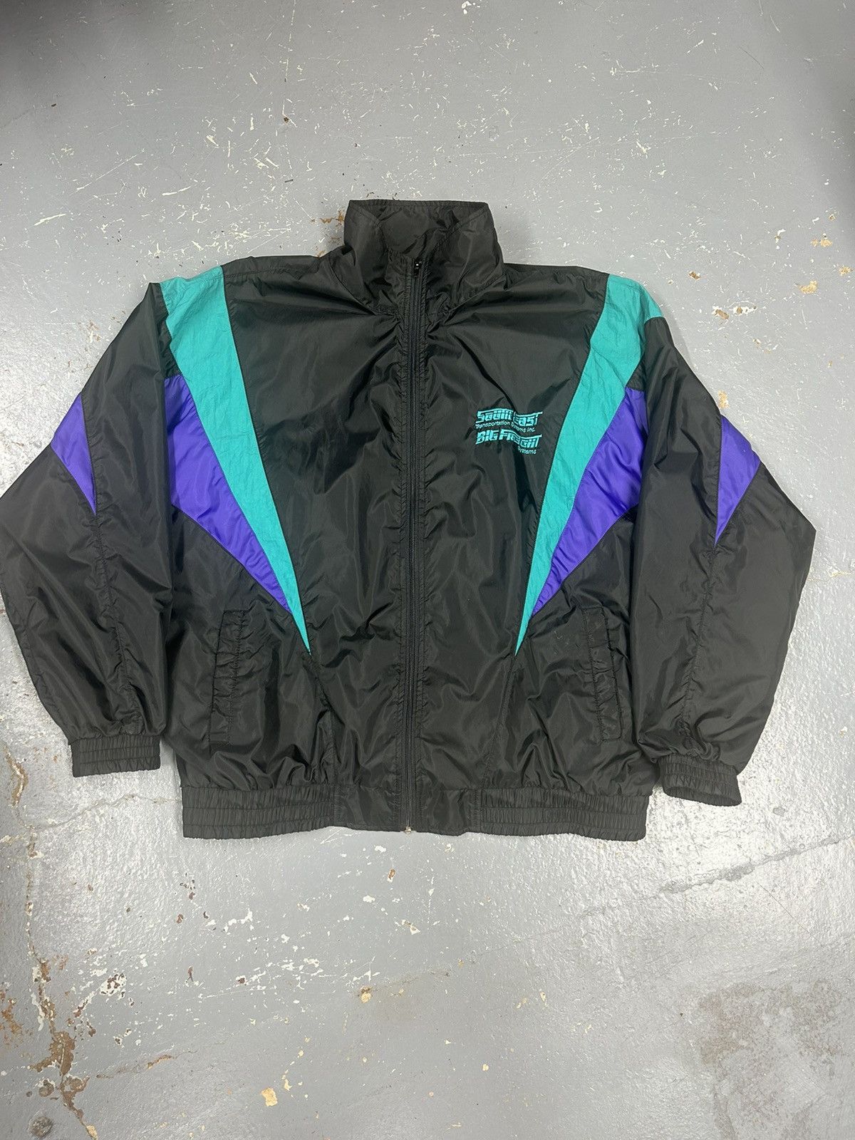 Japanese Brand × Vintage Crazy Vintage 90s Essential Black Windbreaker Jacket Size US XXL / EU 58 / 5 - 1 Thumbnail