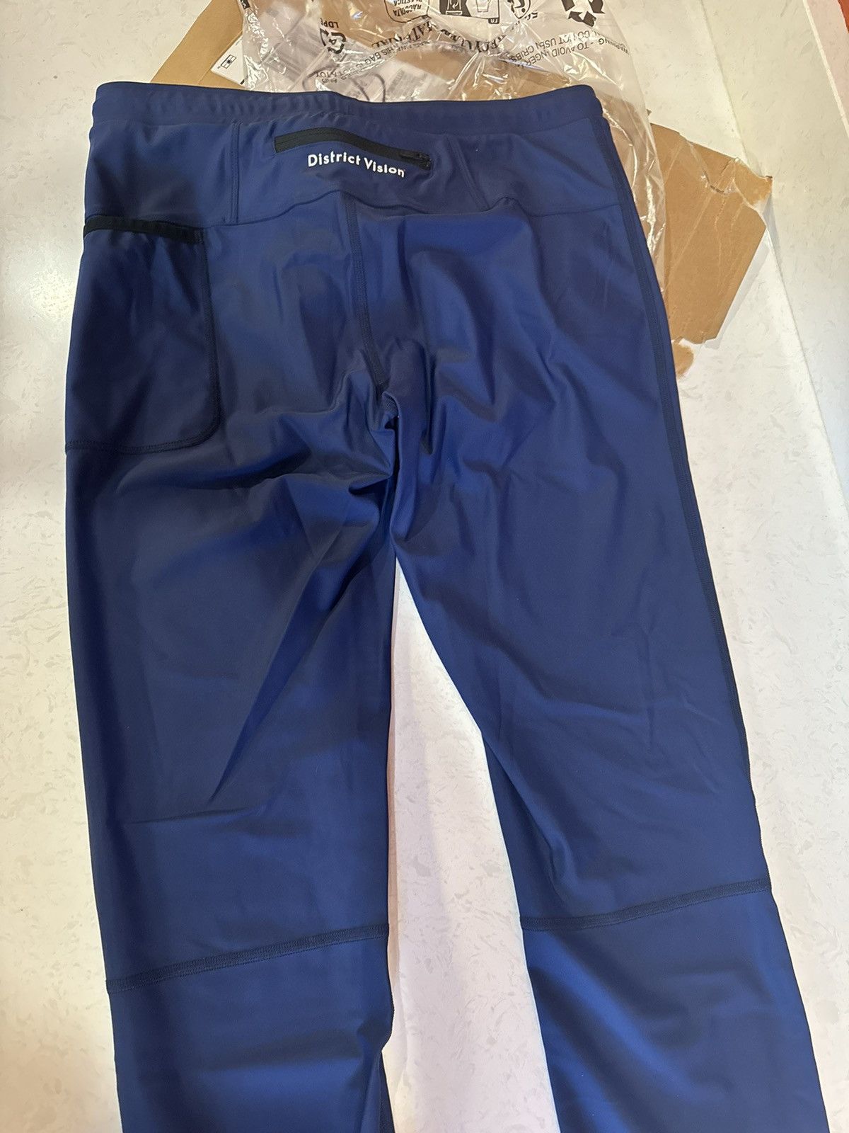 District Vision Brand new District vision compression tights Size US 36 / EU 52 - 1 Thumbnail