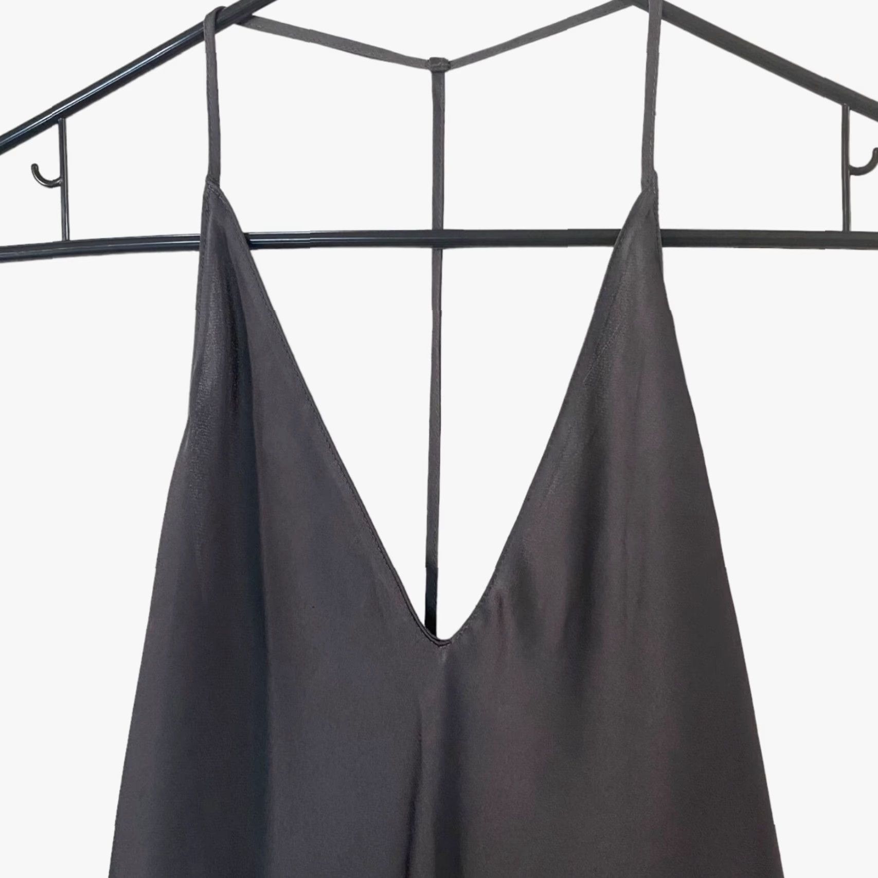 Vintage ASTR Flowy V-Neck T-Strap Slip Cami Tank Top Women's Size Small Gray Size S / US 4 / IT 40 - 5 Thumbnail