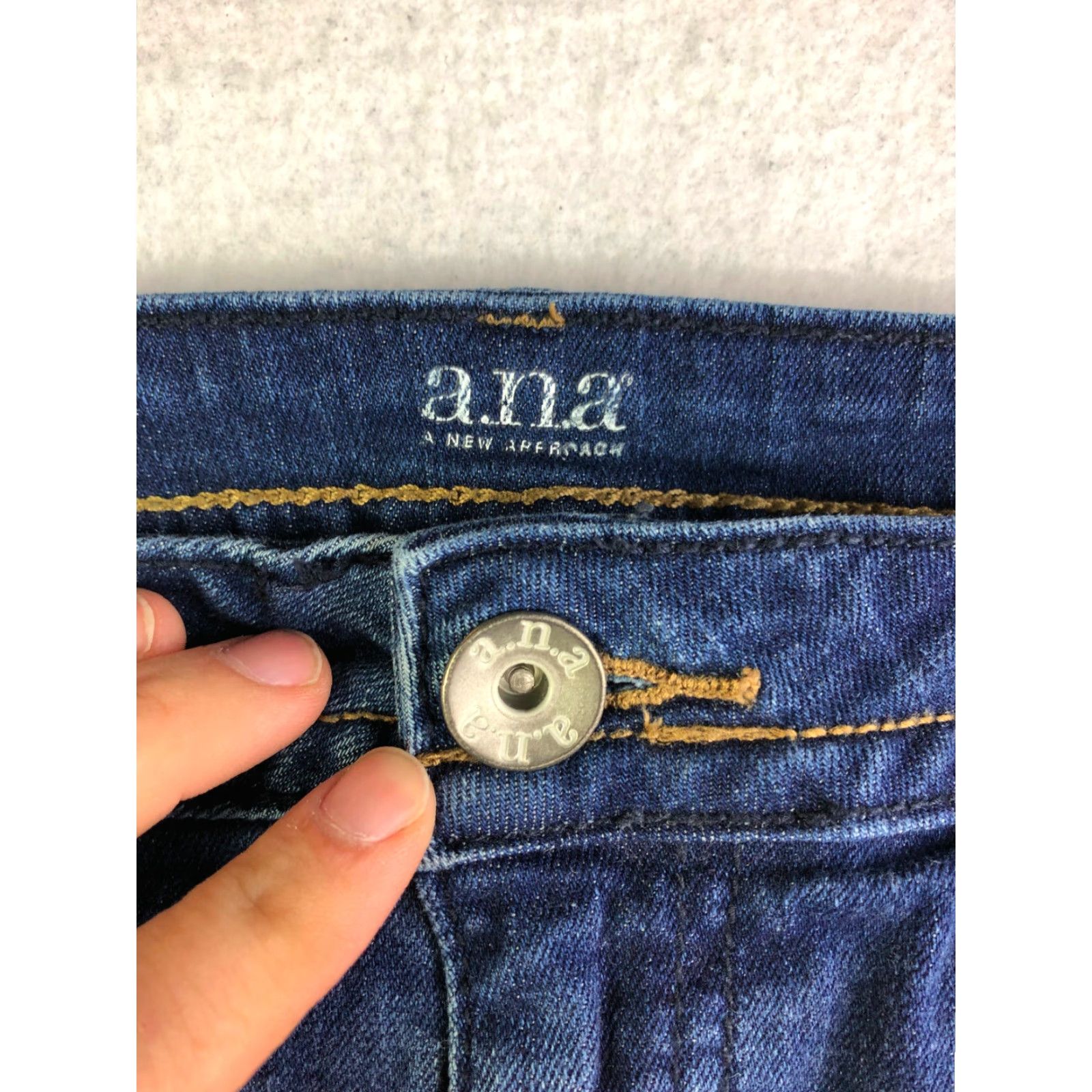 Denime a.n.a Mid Rise Skinny Jeans Juniors 29/8 Blue Denim Medium Wash Womens Regular Rise 8.5-10.5 Zip Inseam 23.5 in Size 29" - 3 Thumbnail