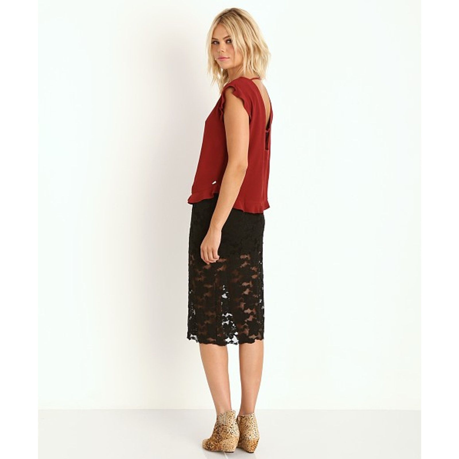 Free People New Lace Pencil Skirt Black $78 X-Small Midi Elastic Waist Size 26" / US 2 / IT 38 - 2 Thumbnail
