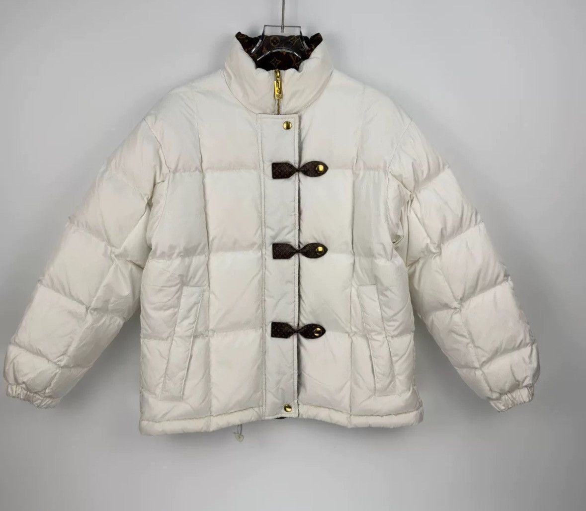 Louis Vuitton Louis Vuitton White leather button down jacket Size US M / EU 48-50 / 2 - 3 Thumbnail
