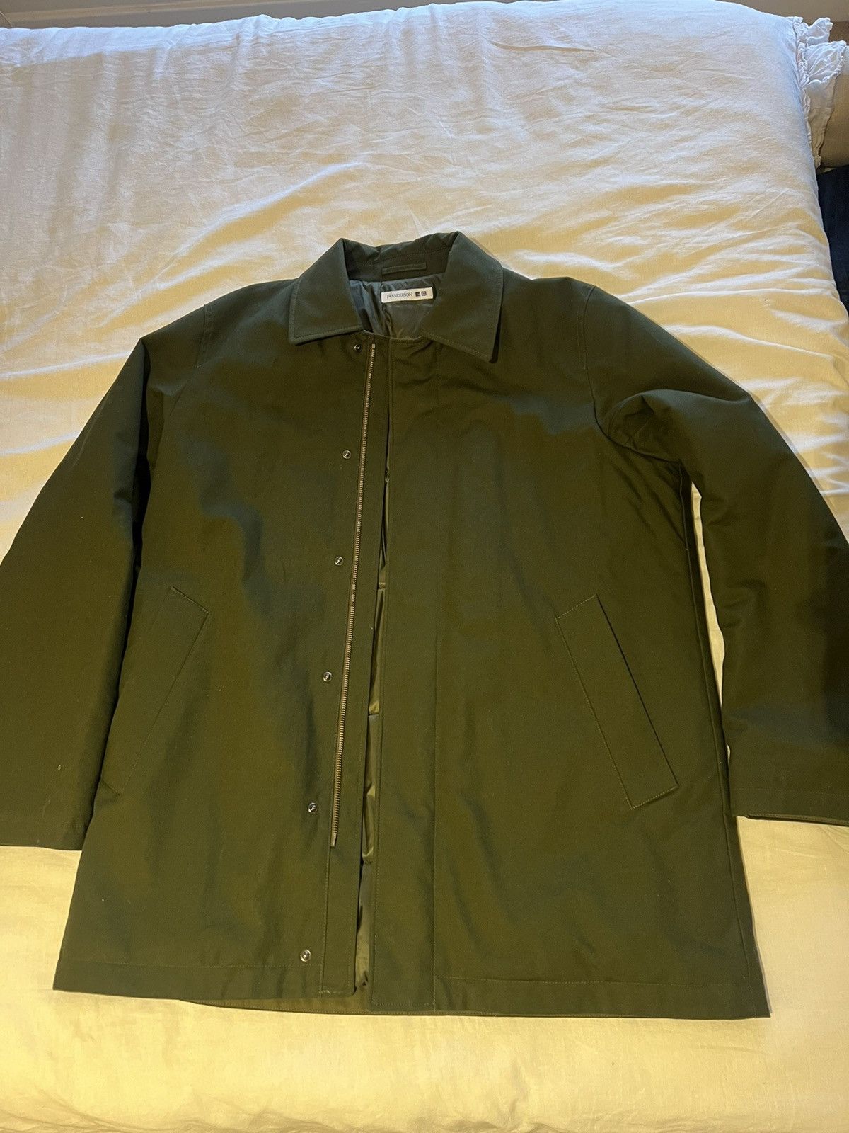 JW Anderson × Uniqlo JW Anderson Uniqlo Men Oversized Padded Half Coat Olive Size US M / EU 48-50 / 2 - 1 Thumbnail