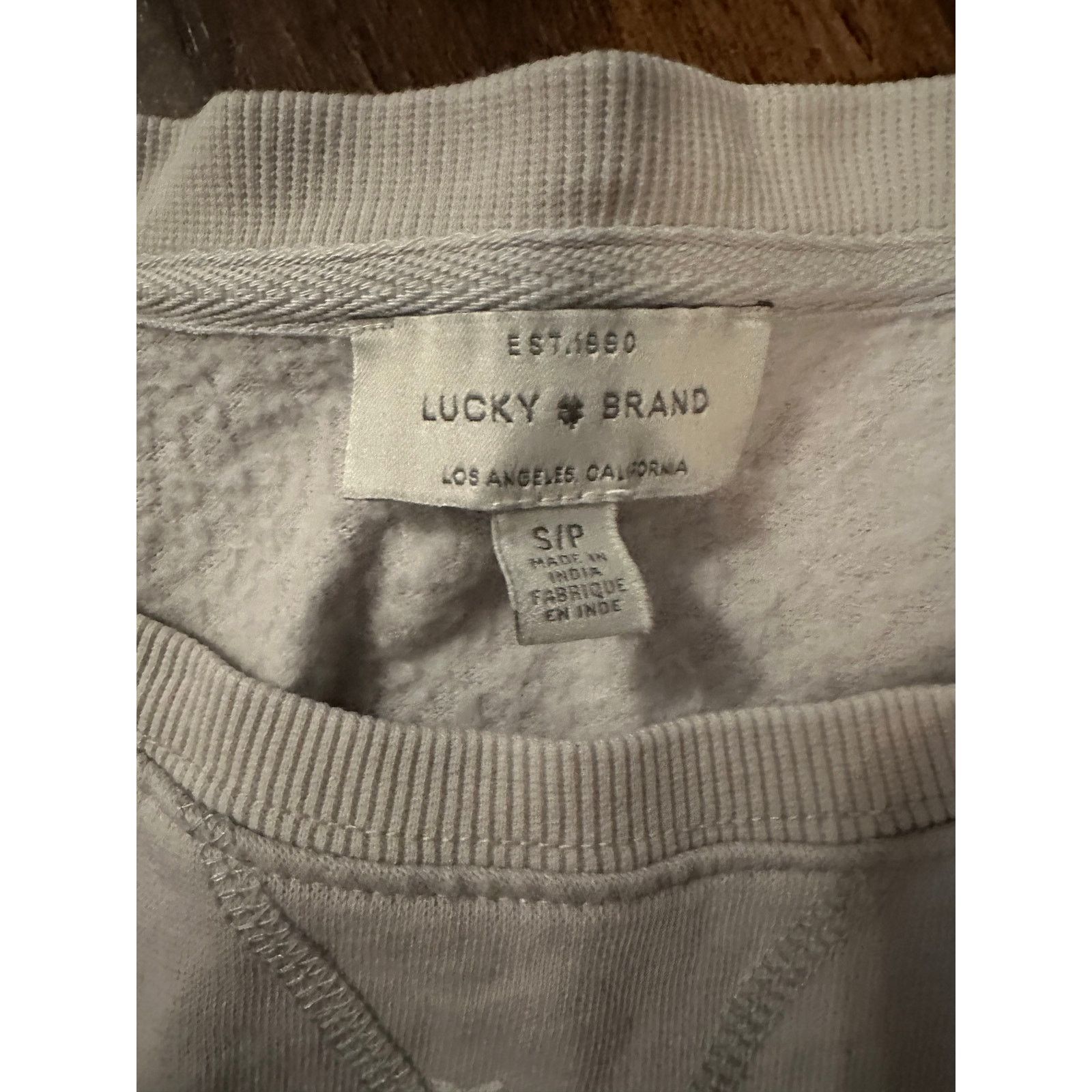 Lucky Brand Lucky Brand graphic crewneck star sweatshirt slit side small Size S / US 4 / IT 40 - 3 Thumbnail