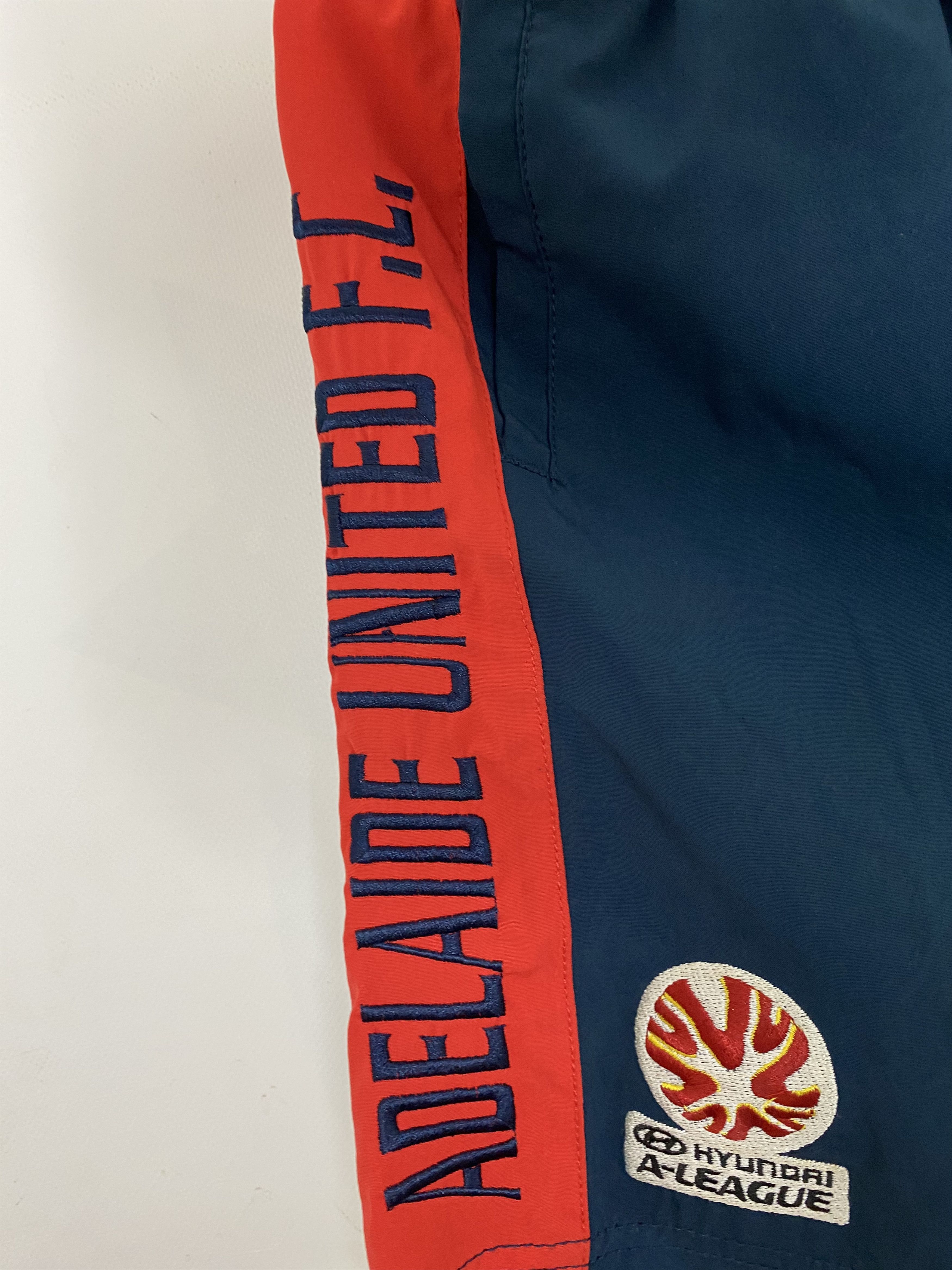 UEFA ADELAIDE UNITED HOME FOOTBALL SHORTS SOCCER HYUNDAI A-LEAGUE Size US 32 / EU 48 - 3 Thumbnail