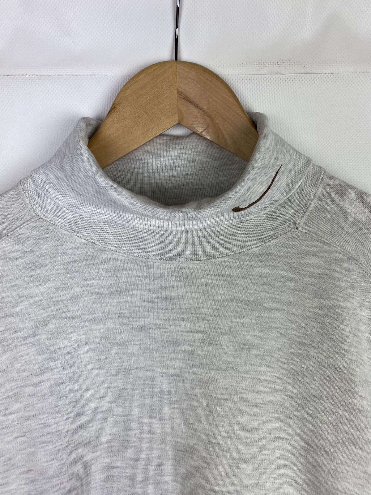 Nike VTG Y2K Nike Swoosh turtleneck sweatshirt size M Size US M / EU 48-50 / 2 - 6 Thumbnail