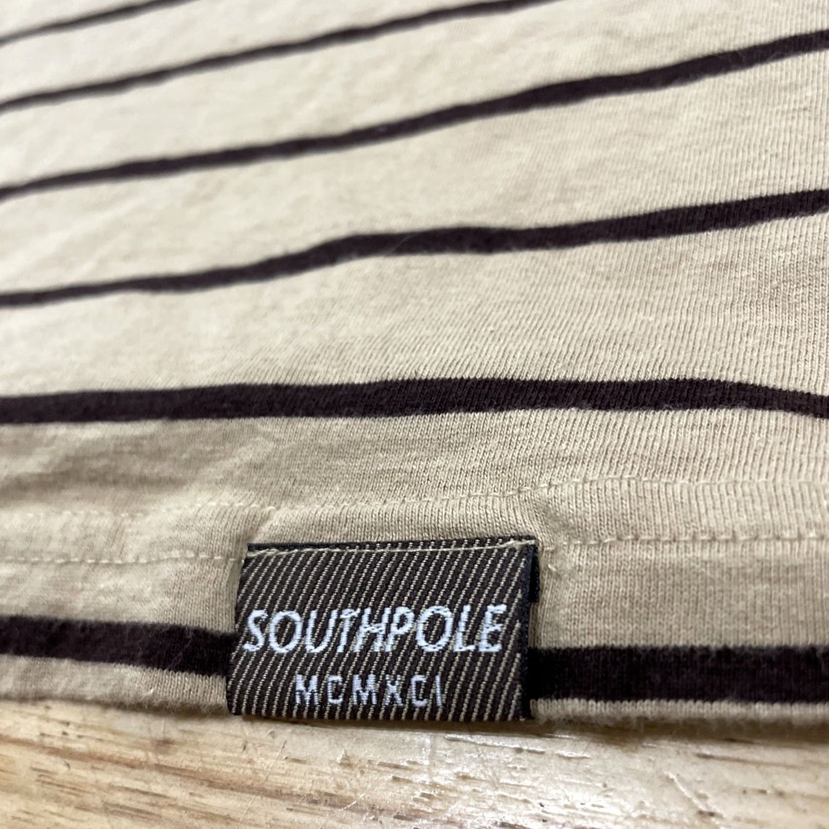 Southpole SOUTHPOLE T Shirt Adult XL Slim Brown Black White Y2k Vneck Crew Tee XL Shirt Mens Brown Black White XL Regular T-Shirt Size US XL / EU 56 / 4 - 6 Thumbnail
