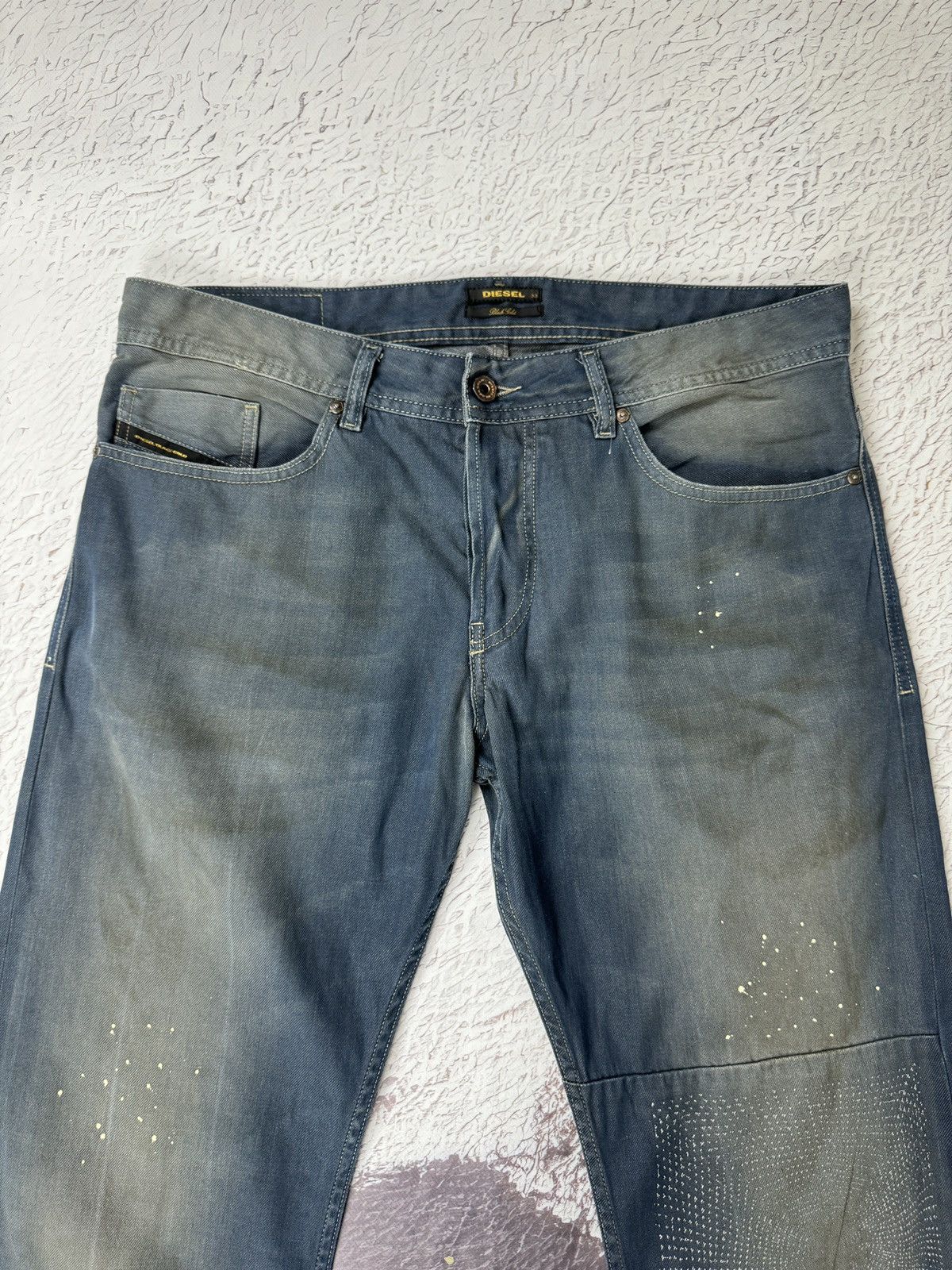Diesel Black Gold Diesel Black Gold dirty painted style casual denim jeans Size US 36 / EU 52 - 9 Thumbnail