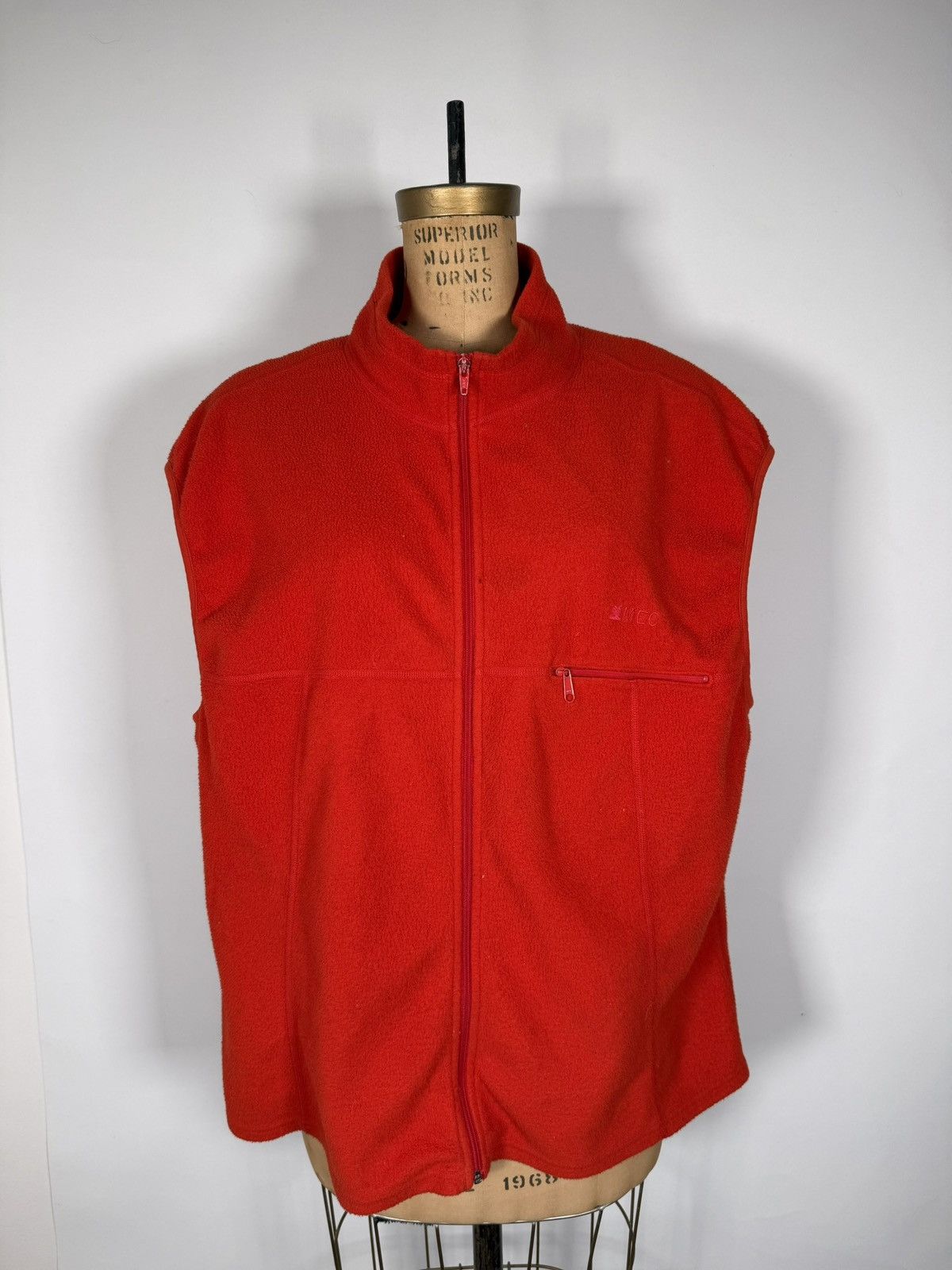 Mountain Equipment Company Vintage Made in Canada MEC Sleeveless Fleece Vest Size US XL / EU 56 / 4 - 1 Thumbnail