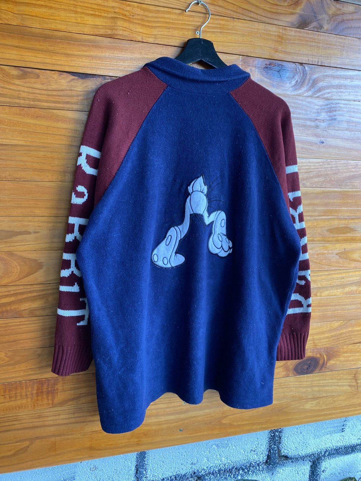 Vintage Vintage Bugs Bunny “Rabbit” Half-Zip Knit Sweater – 1990s Size US L / EU 52-54 / 3 - 8 Thumbnail