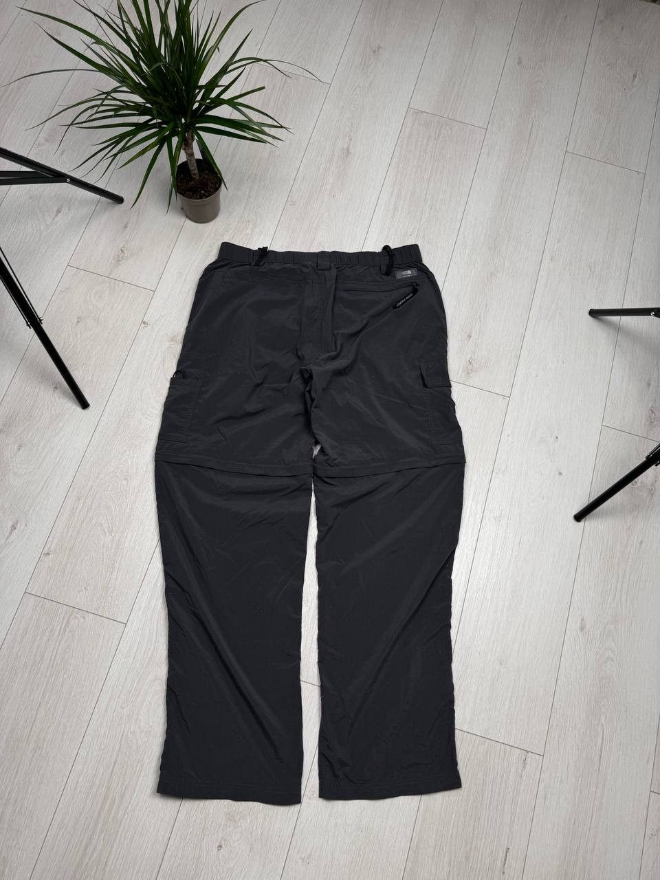 The North Face × Vintage The North Face Hiking Cargo Transformer 2 In 1 Y2K Pants Size US 36 / EU 52 - 13 Thumbnail