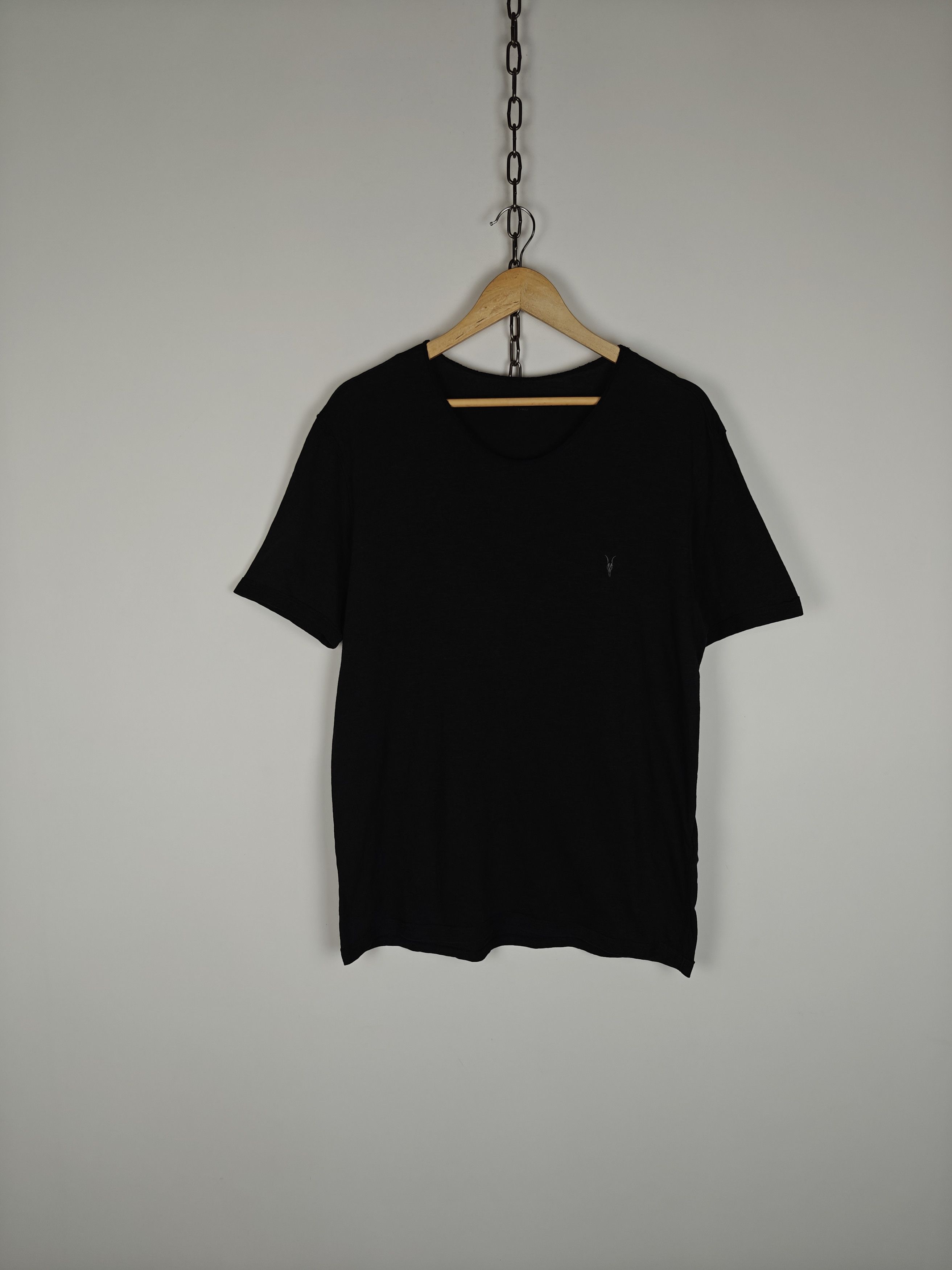 Allsaints Allsaints T-Shirt Henning U Scoop Tee Black size L Size US L / EU 52-54 / 3 - 1 Thumbnail