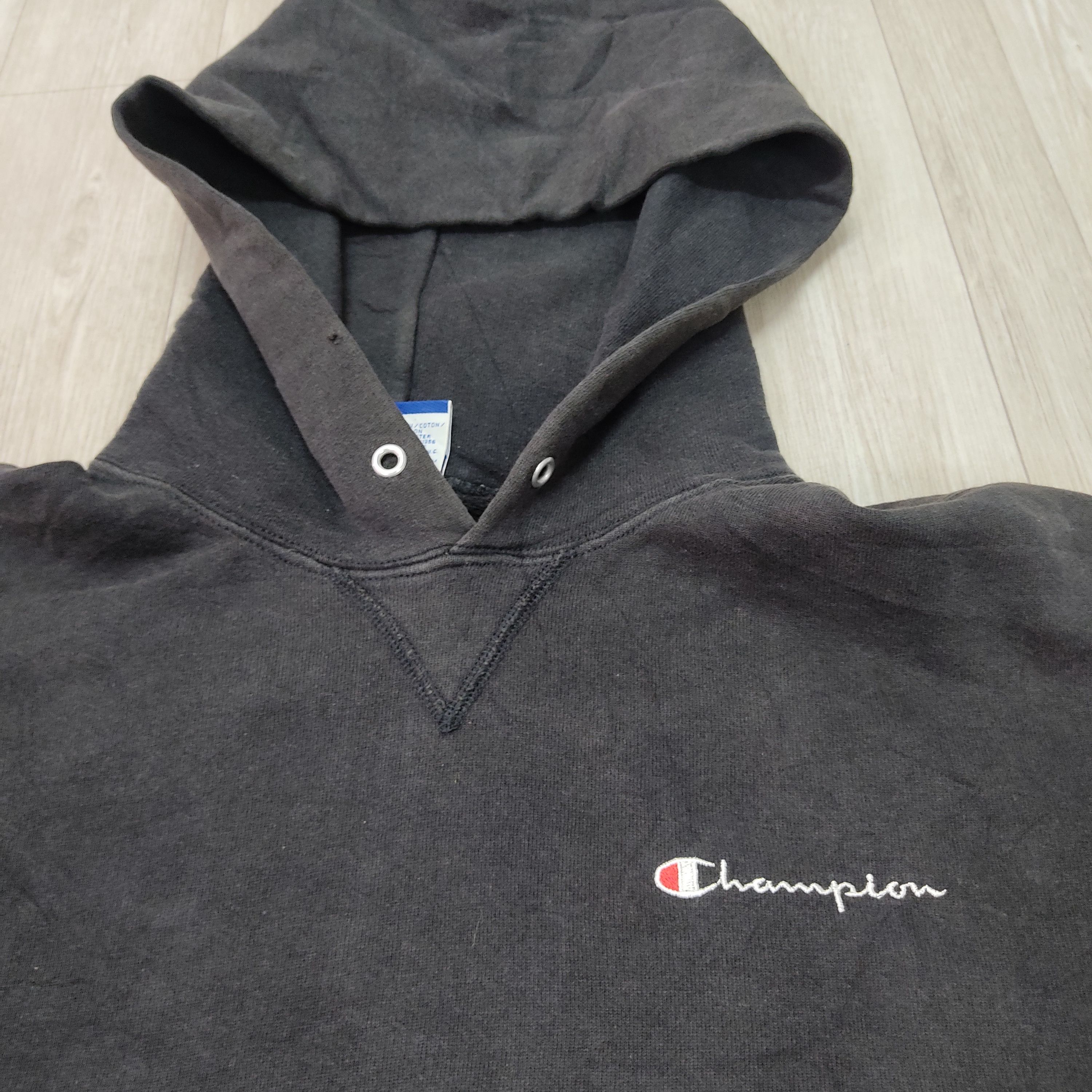 Champion Vintage 90s CHAMPION Script Logo Faded Pullover Hoodie Size US L / EU 52-54 / 3 - 6 Thumbnail
