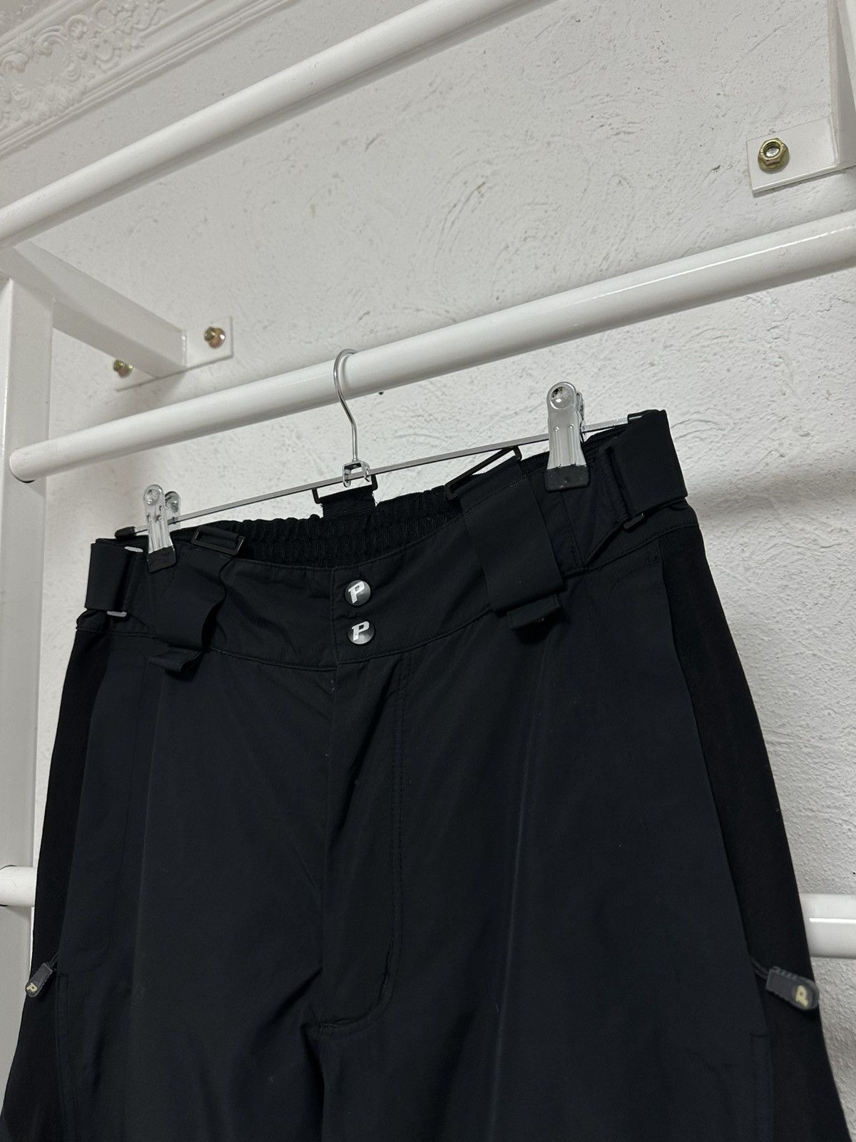 Peak Performance Peak Performance Men’s Gore-Tex Ski Pants Size M Black Size US 33 - 2 Thumbnail