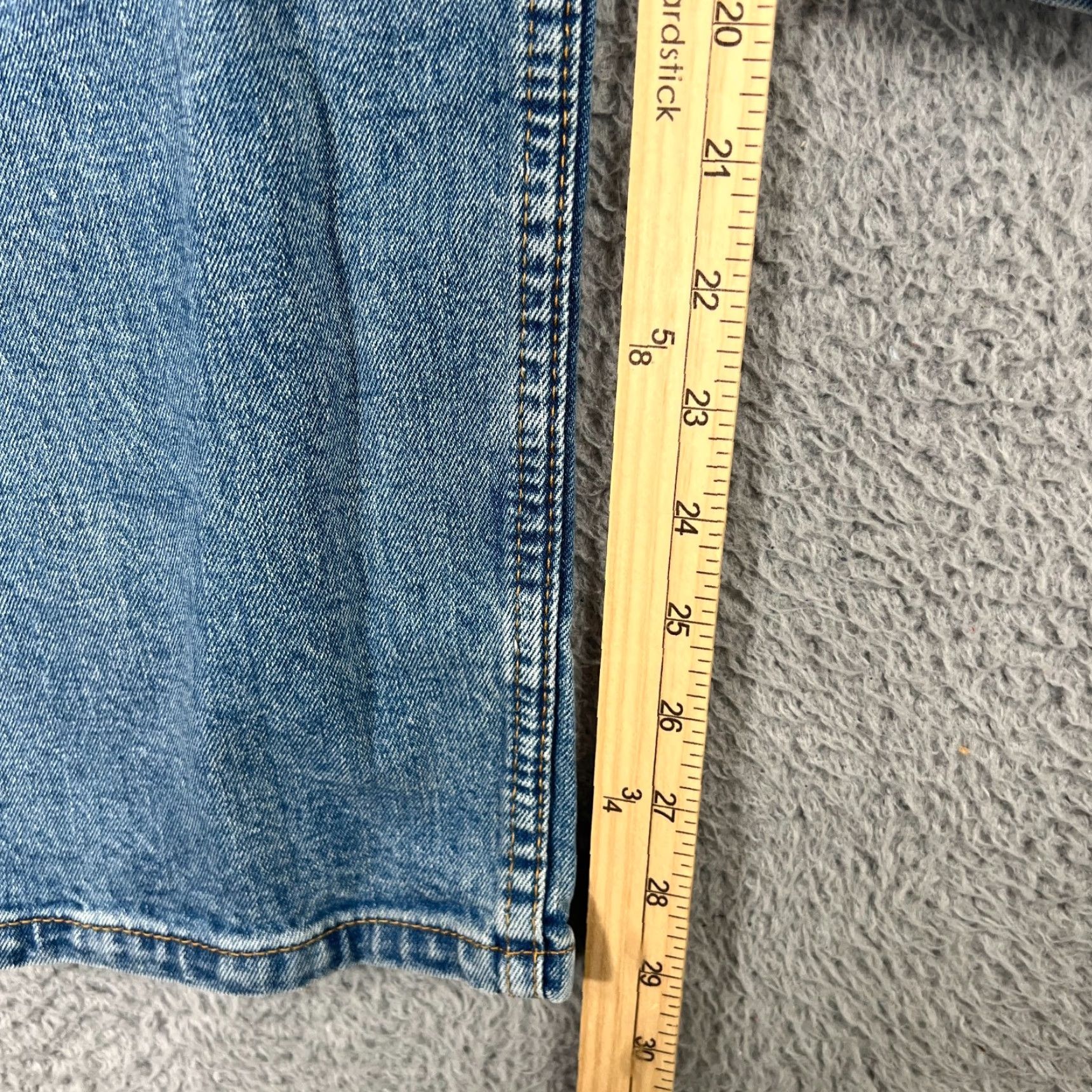 Vintage Levi's 550 Jeans Mens 36x30 Blue Relaxed Fit Tapered 90s Grunge Size US 36 / EU 52 - 3 Thumbnail