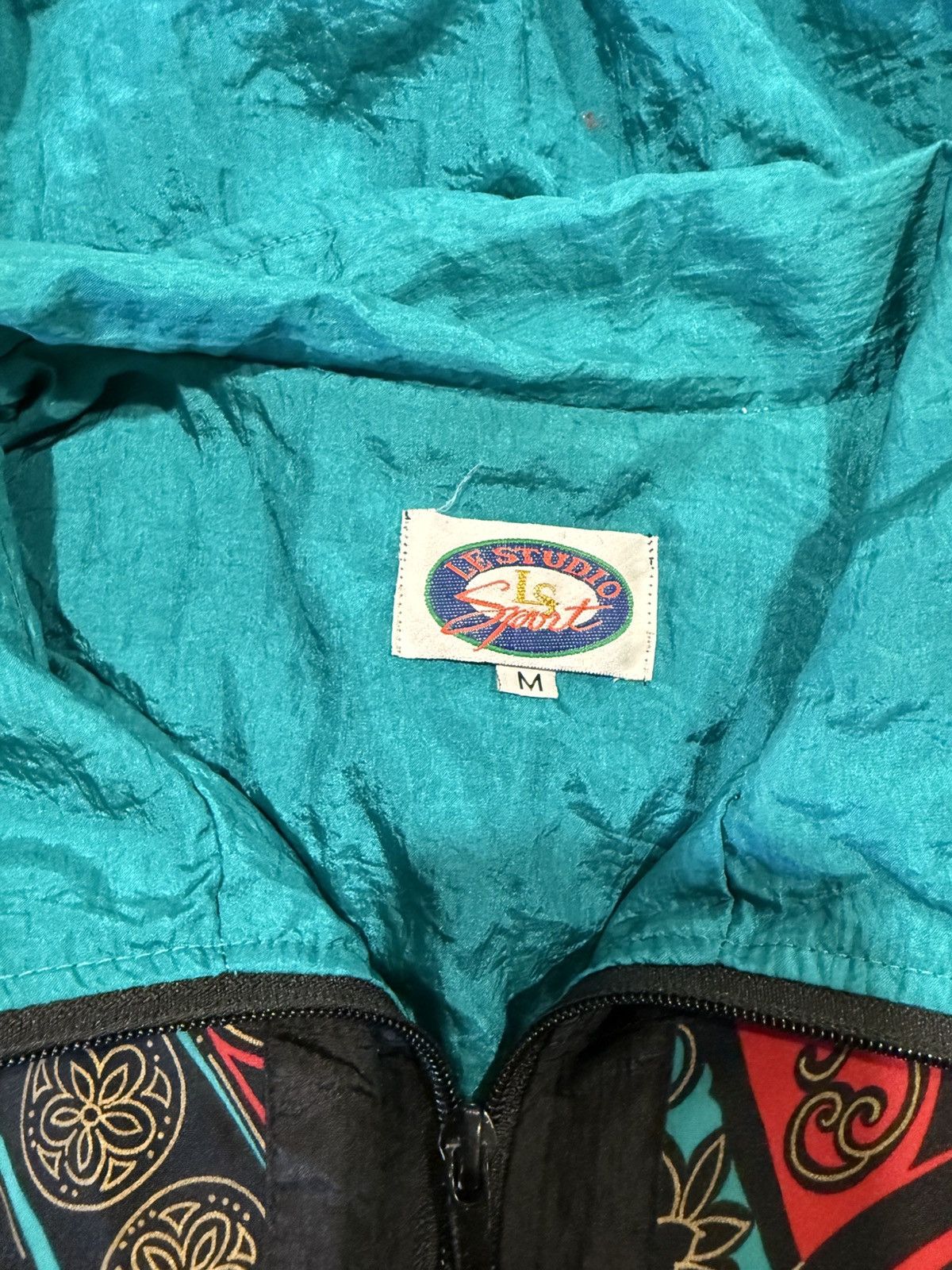 Vintage Vtg LE Sports Windbreaker Size M / US 6-8 / IT 42-44 - 2 Thumbnail