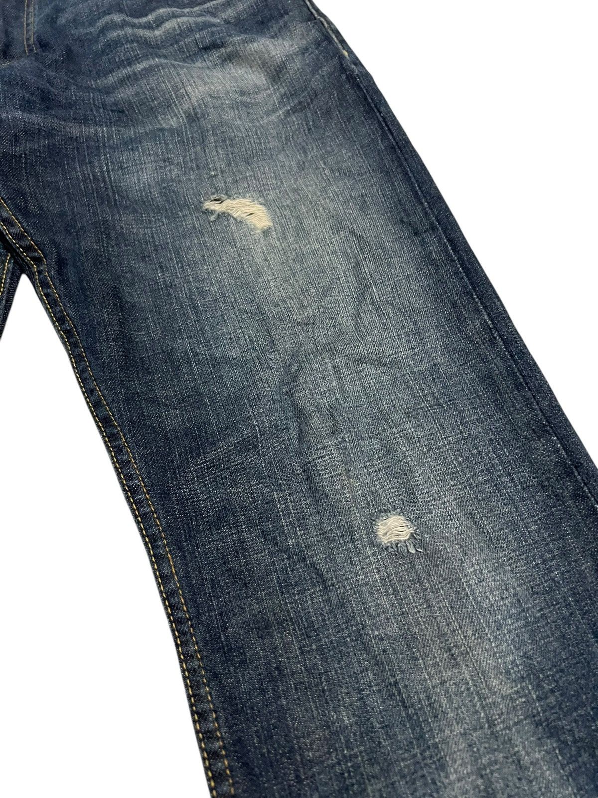Japanese Brand × Levi's × Levi's Vintage Clothing 🌈VINTAGE LEVIS 597 DISTRESSED BOOTCUT JEAN Size US 35 - 6 Thumbnail