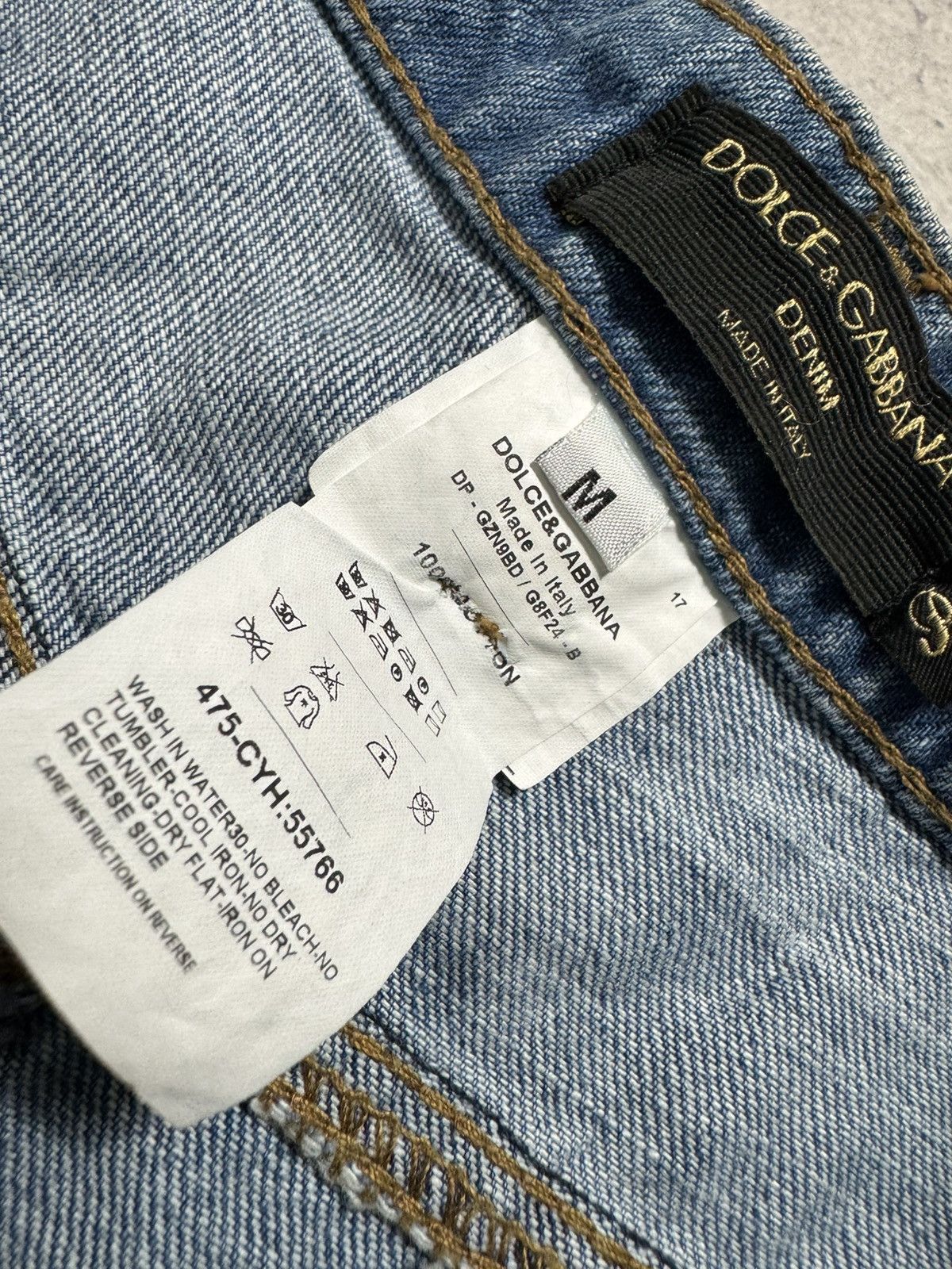 Dolce & Gabbana Dolce & Gabbana DG Luxury Women’s Mini Skirt Vintage Size 30" / US 8 / IT 44 - 6 Thumbnail