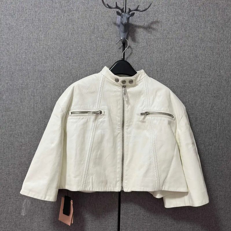 Miu Miu Miu Miu Women's White Leather Jacket 0089 Size M / US 6-8 / IT 42-44 - 1 Thumbnail