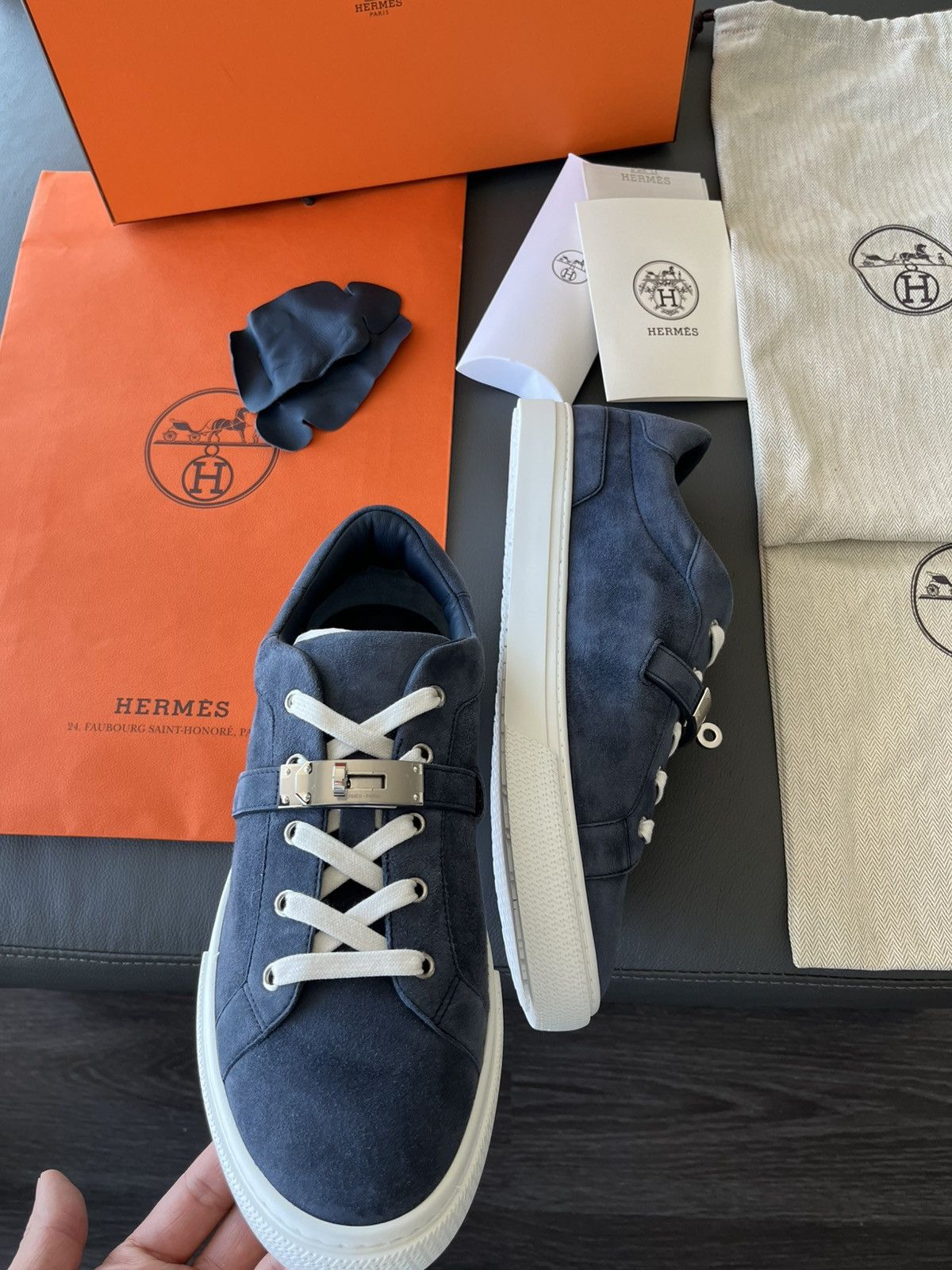 Hermes Hermes Day Sneaker Suede Chevre Velours Blue Celeste Size US 10.5 / EU 43-44 - 14 Thumbnail