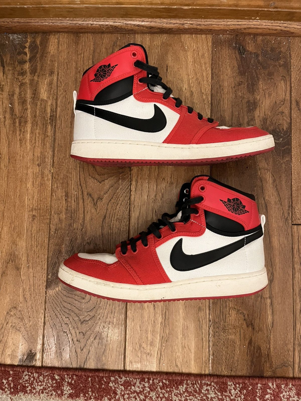 Jordan Brand × Nike Jordan 1 KO Chicago Size US 9.5 / EU 42-43 - 1 Thumbnail