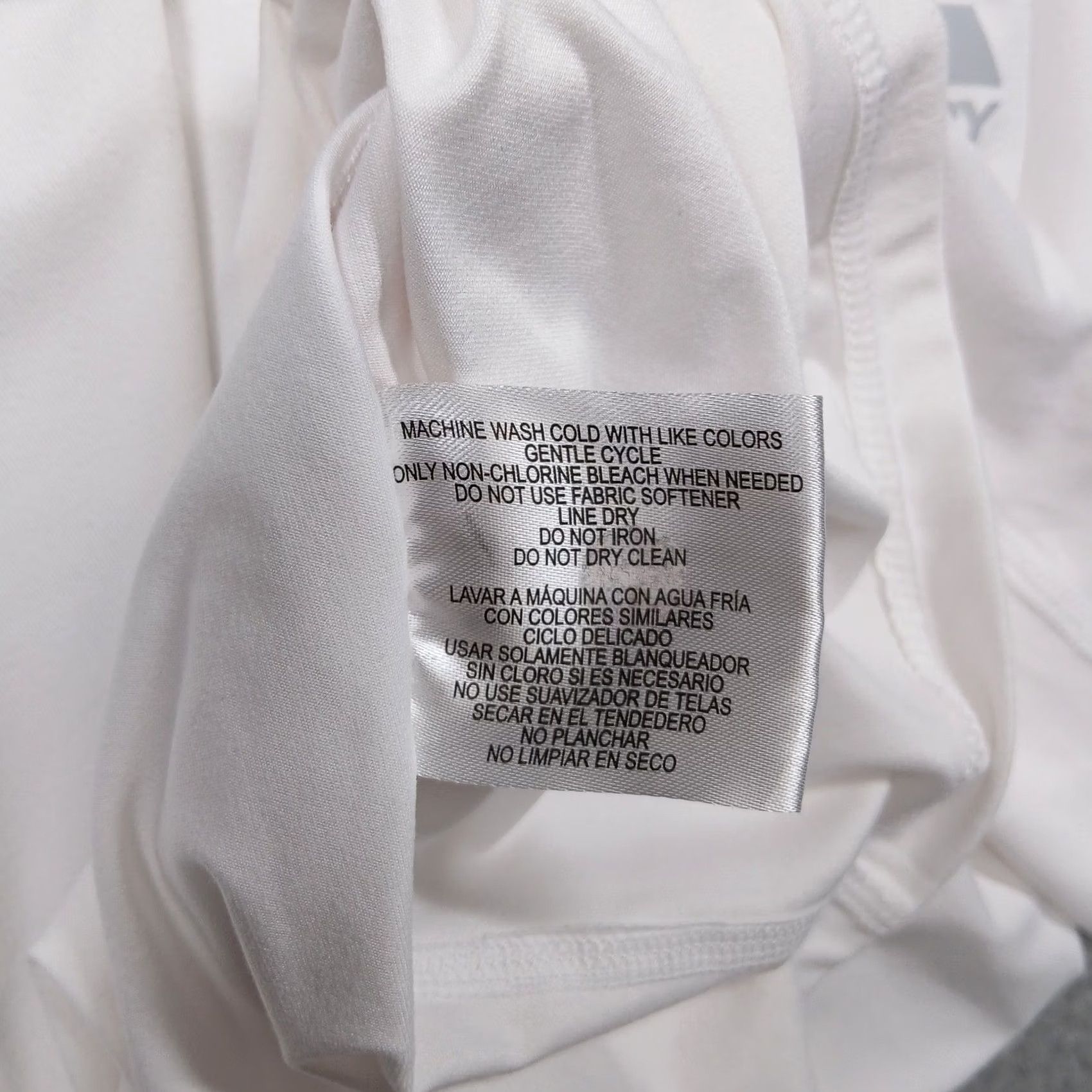 Vintage Gerry Performance Shirt Men's XL White Active Top Long Sleeve UPF Size US XL / EU 56 / 4 - 7 Thumbnail