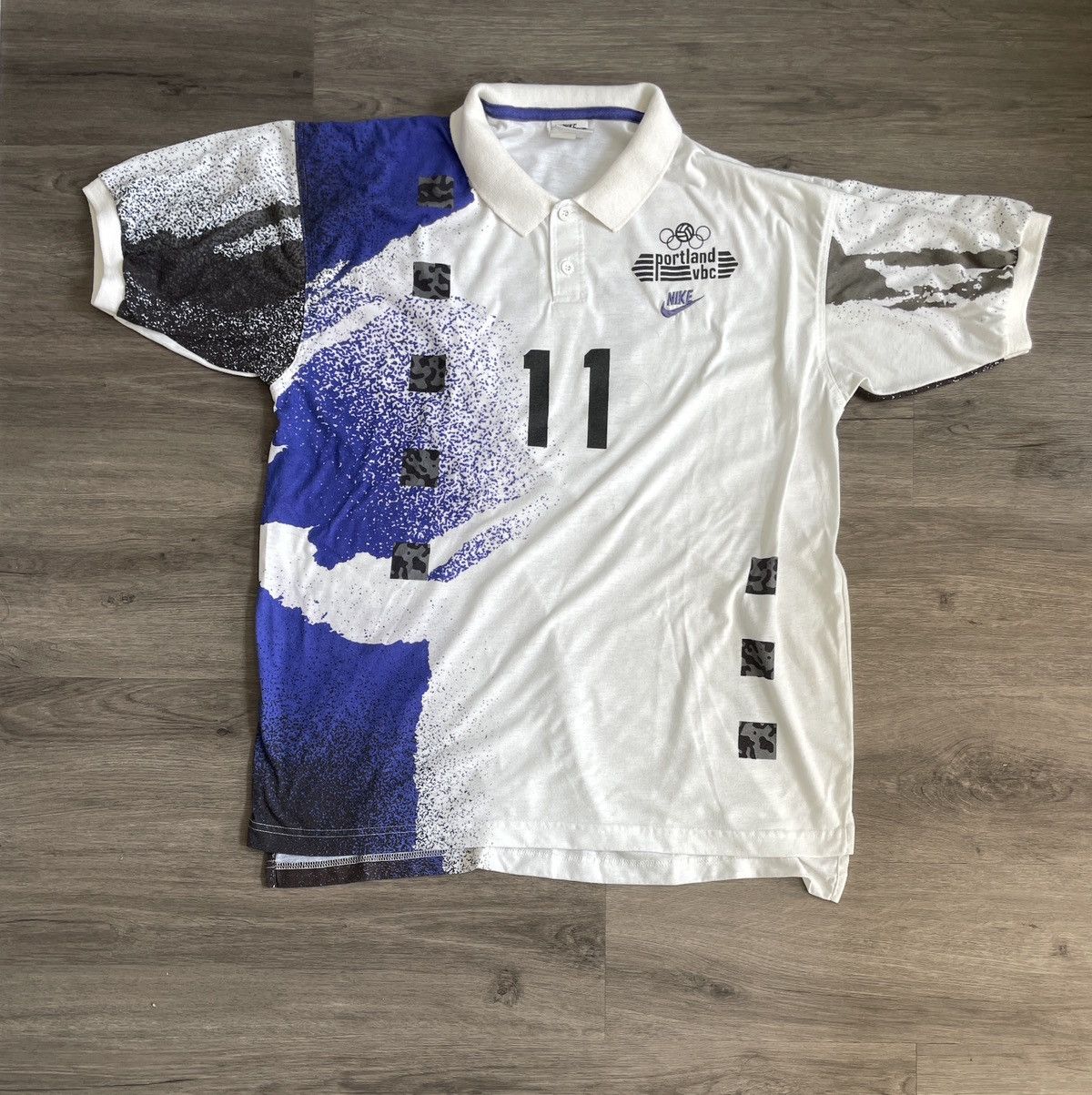 Vintage Vintage Nike 90’s “Portland Volleyball Club” Shirt (Sz.XL) Size US XL / EU 56 / 4 - 1 Thumbnail