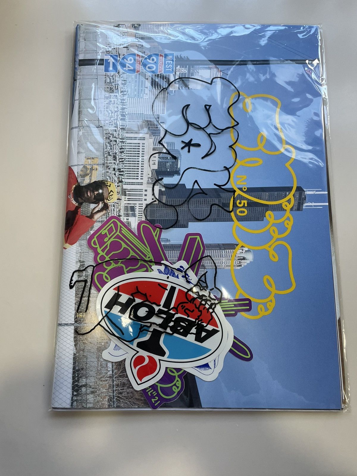 Off-White × Sneeze Magazine × Virgil Abloh Sneeze Magazine