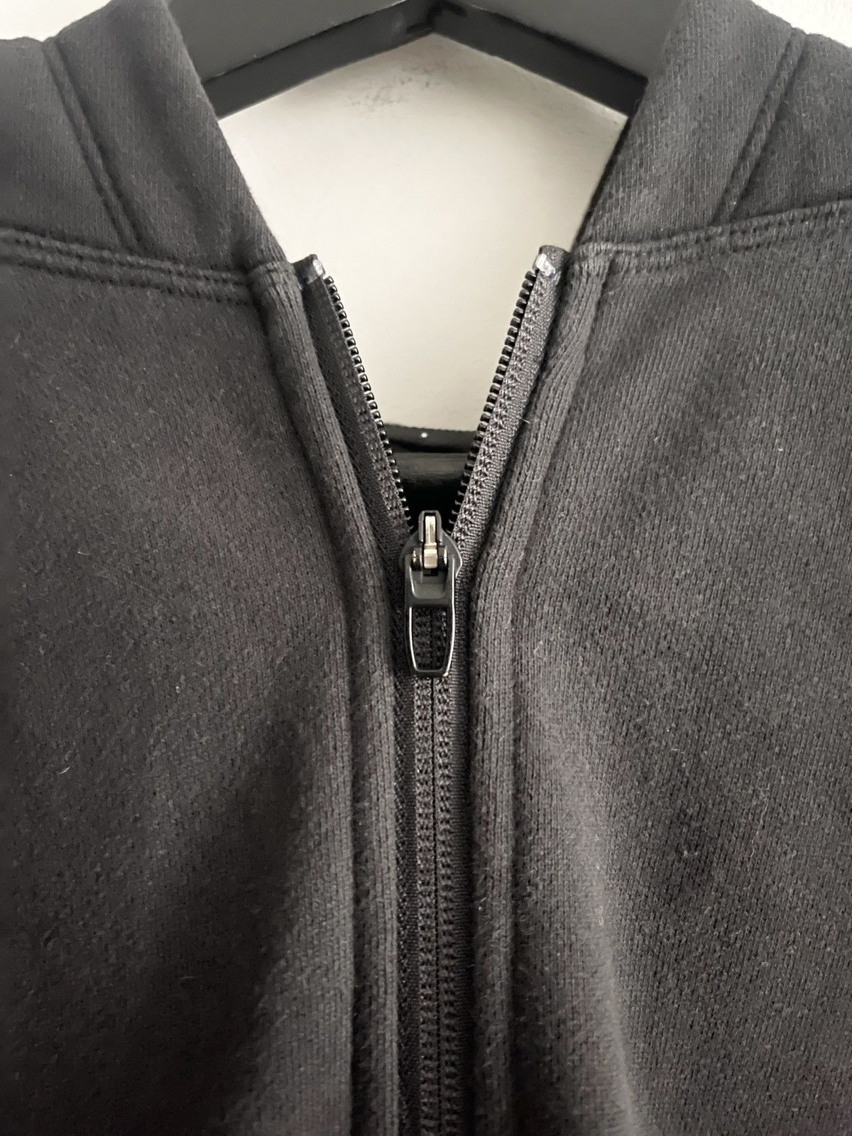 Other STEAL! 2000s Blank Black Zip Hoodie (L) Size US M / EU 48-50 / 2 - 3 Thumbnail