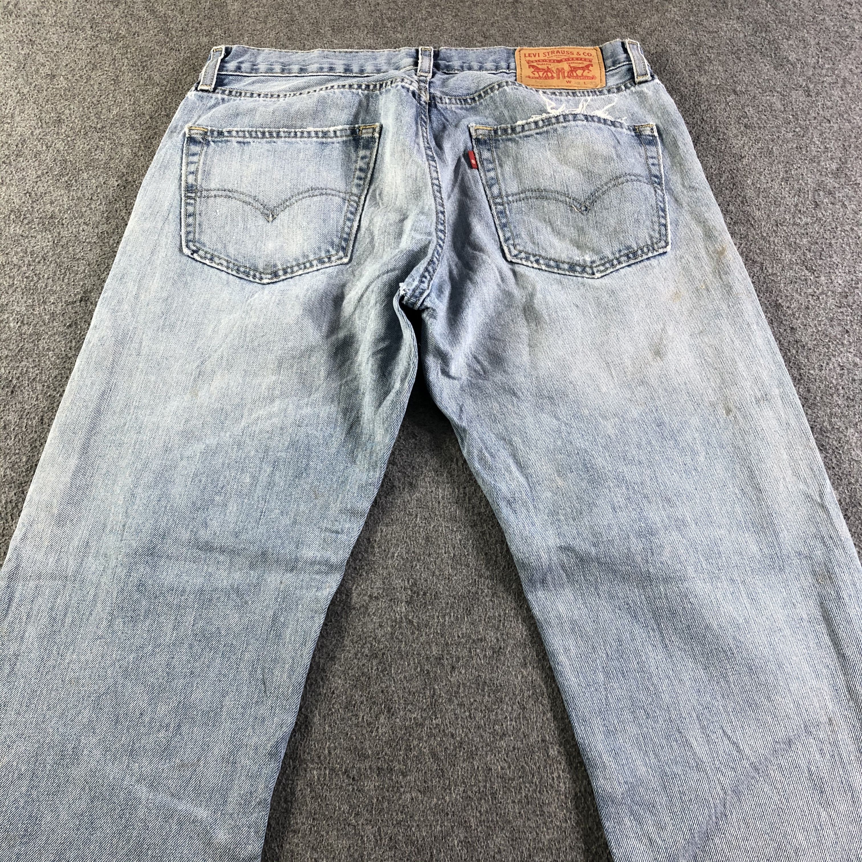 Levi's Vintage Blue Wash Levis 505 Jeans-J4444 Size US 33 - 4 Thumbnail