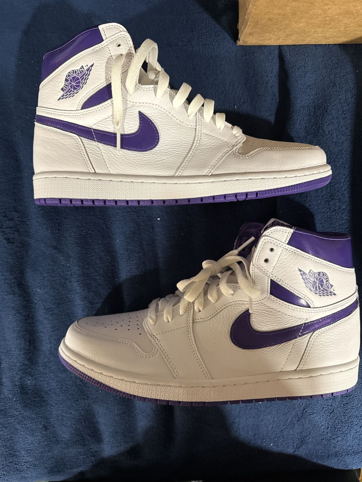 Nike Jordan 1 High og Court Purple Size US 11.5 / IT 41.5 - 2 Thumbnail