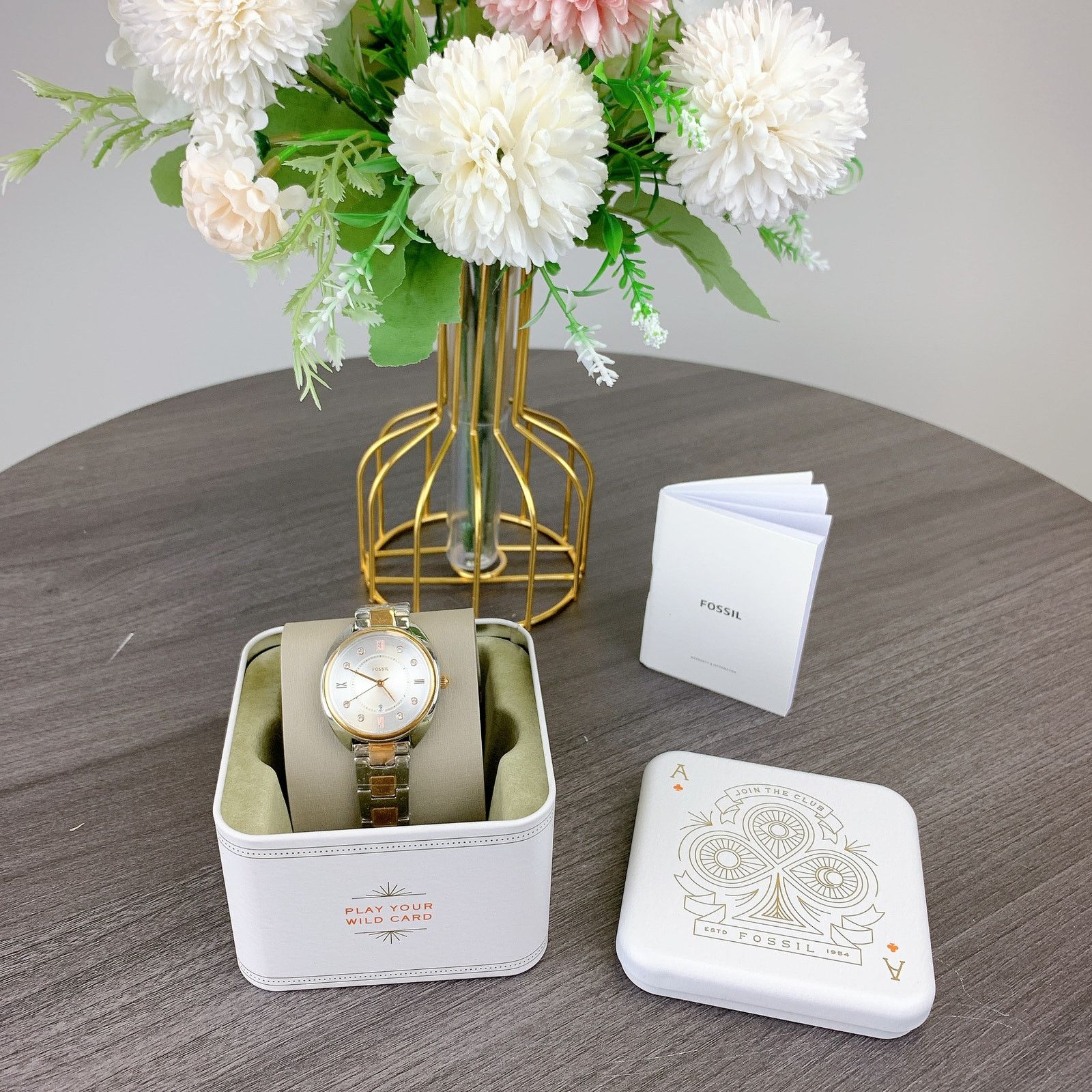Fossil Fossil ES5072 Gabby Quartz Crystal White Dial Ladies Watch Size ONE SIZE - 1 Thumbnail