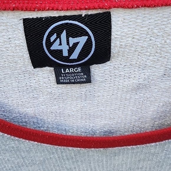47 Brand 47 Brand Collegiate Graphic Wisconsin Badgers Long Slv Sz L Size L / US 10 / IT 46 - 3 Thumbnail