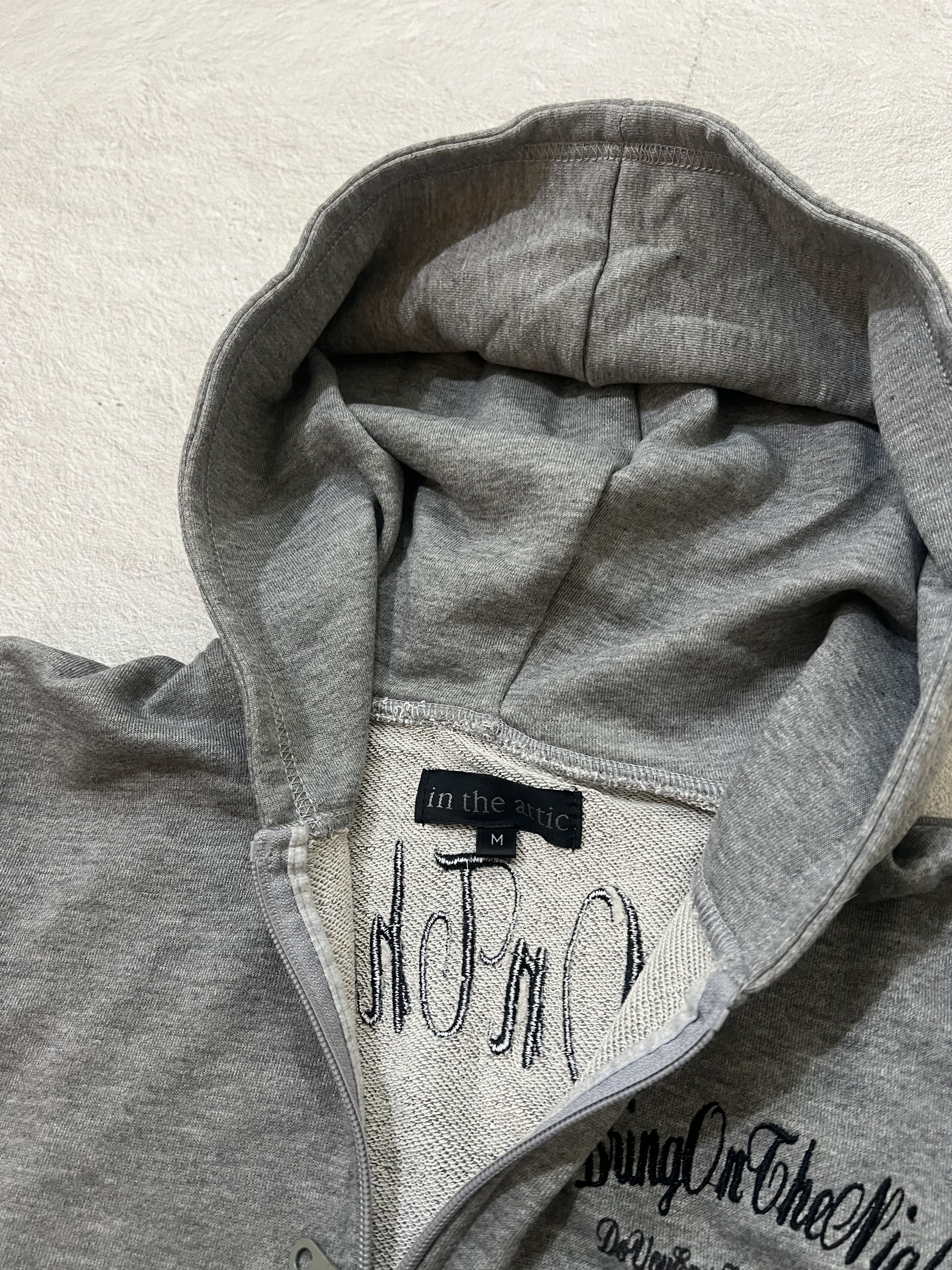 In The Attic 2000s Attic Japanese Poem Skull Zip Hoddie y2k Lgb Ifsix Size US S / EU 44-46 / 1 - 6 Thumbnail