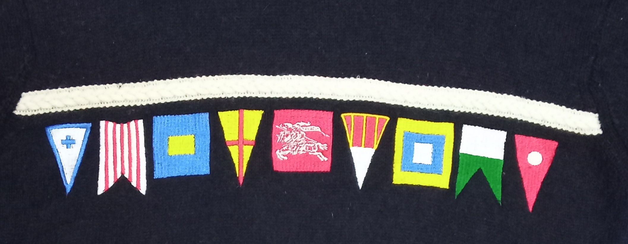 Burberry Burberrys Vintage Flags Design Rare Wool Sweater Size US M / EU 48-50 / 2 - 6 Thumbnail