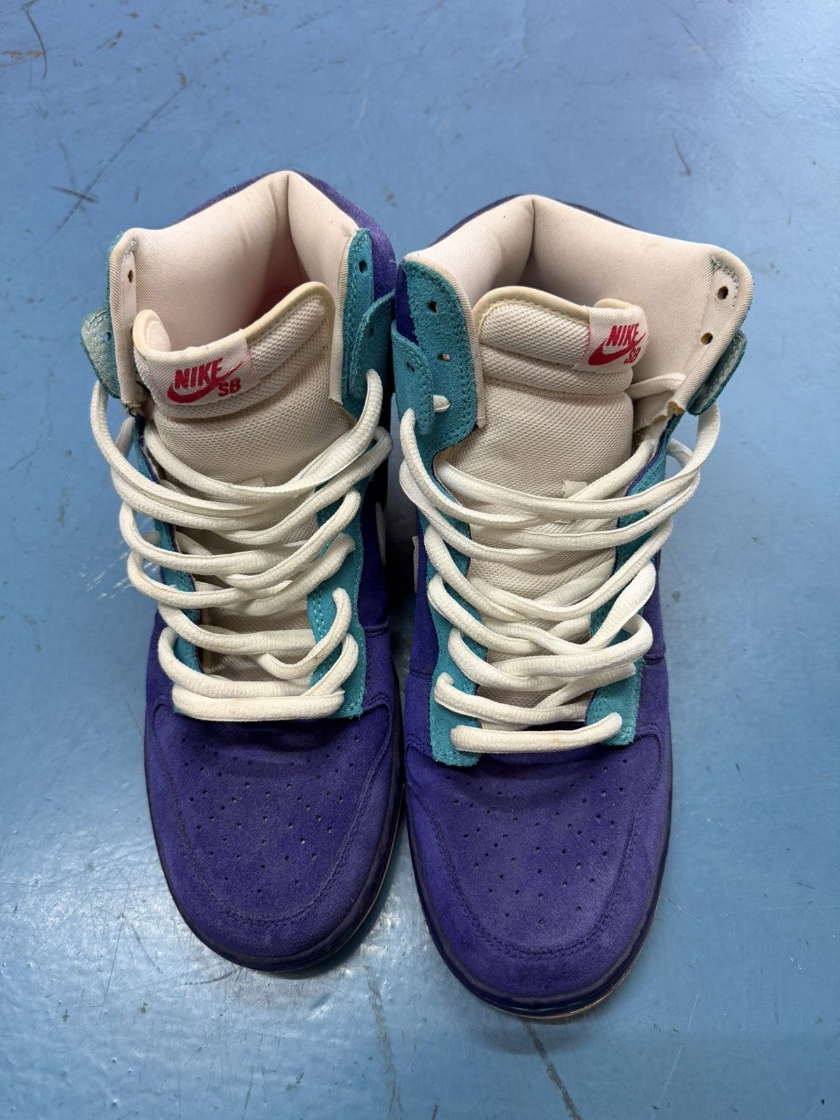 Nike NIKE 10” SB DUNK HIGH OCEANIC AIRLINES Size US 12 / EU 45 - 3 Thumbnail